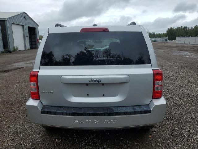 Photo 5 VIN: 1J4FF28BX9D230560 - JEEP PATRIOT SP 