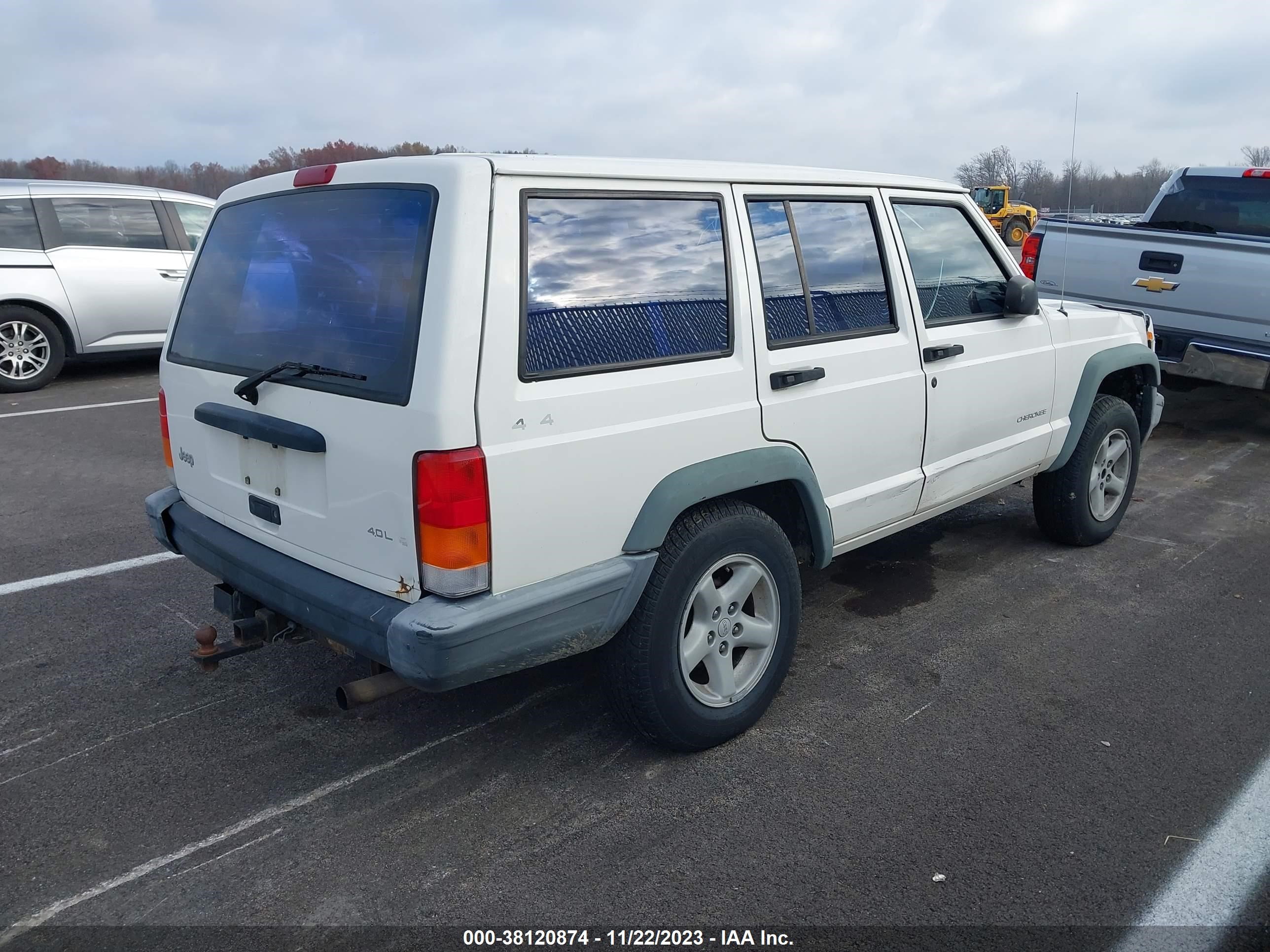 Photo 3 VIN: 1J4FF28S6XL618470 - JEEP CHEROKEE 