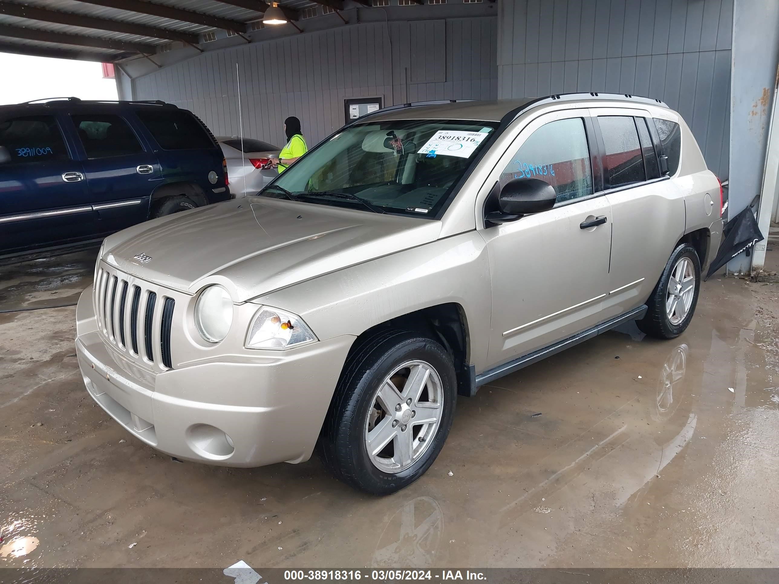 Photo 1 VIN: 1J4FF47B39D205934 - JEEP COMPASS 