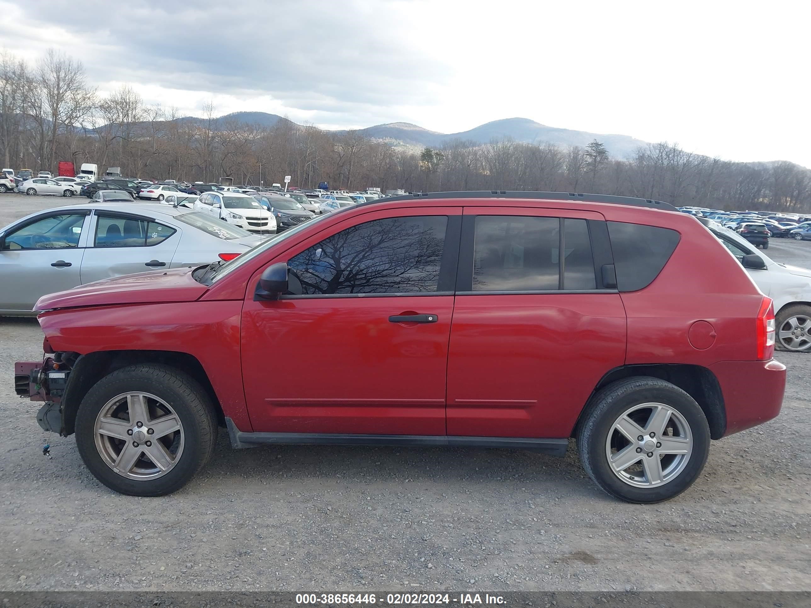 Photo 14 VIN: 1J4FF47B59D234142 - JEEP COMPASS 