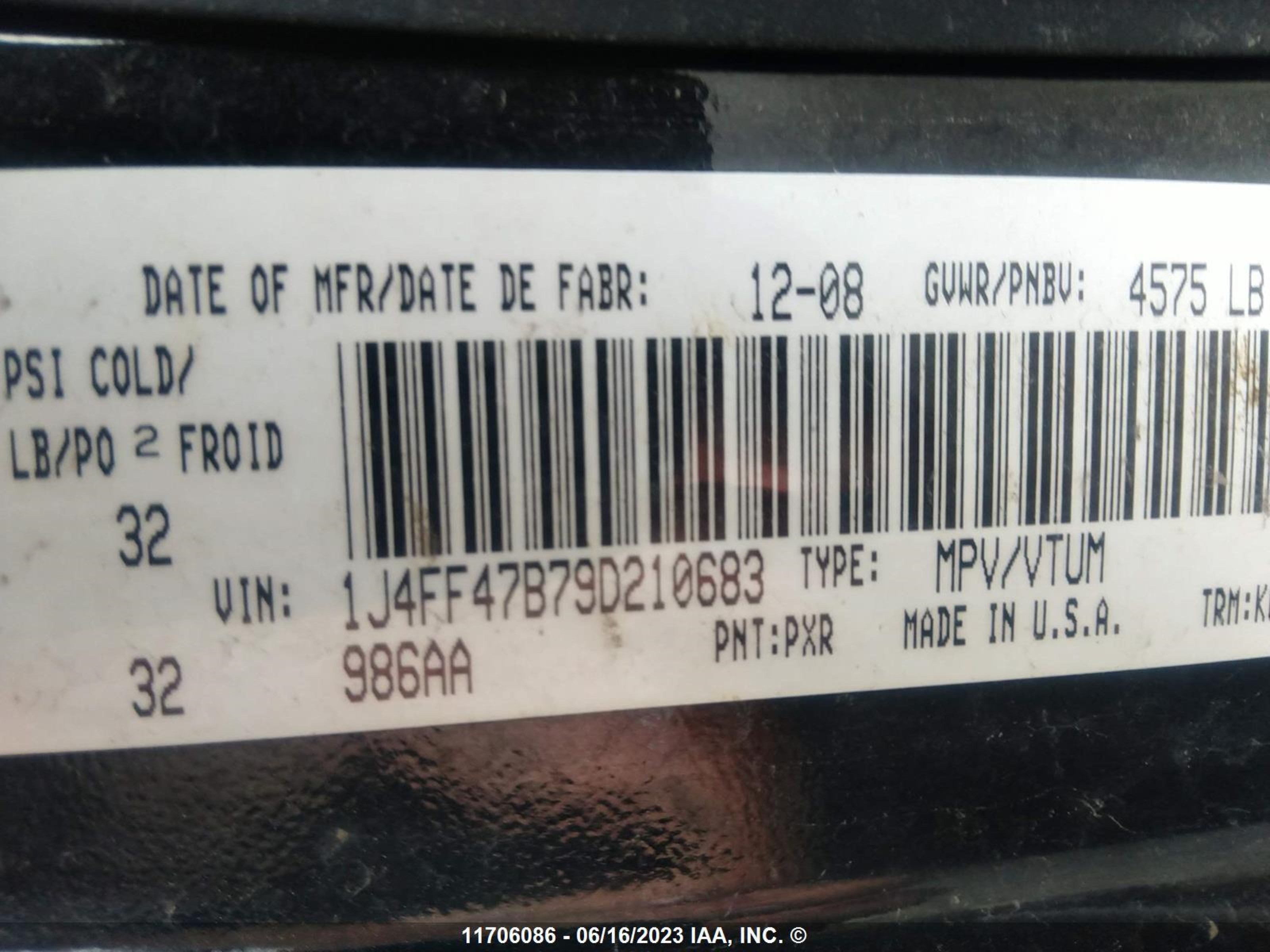 Photo 8 VIN: 1J4FF47B79D210683 - JEEP COMPASS 