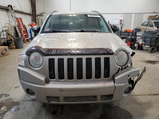 Photo 4 VIN: 1J4FF47BX9D201637 - JEEP COMPASS 