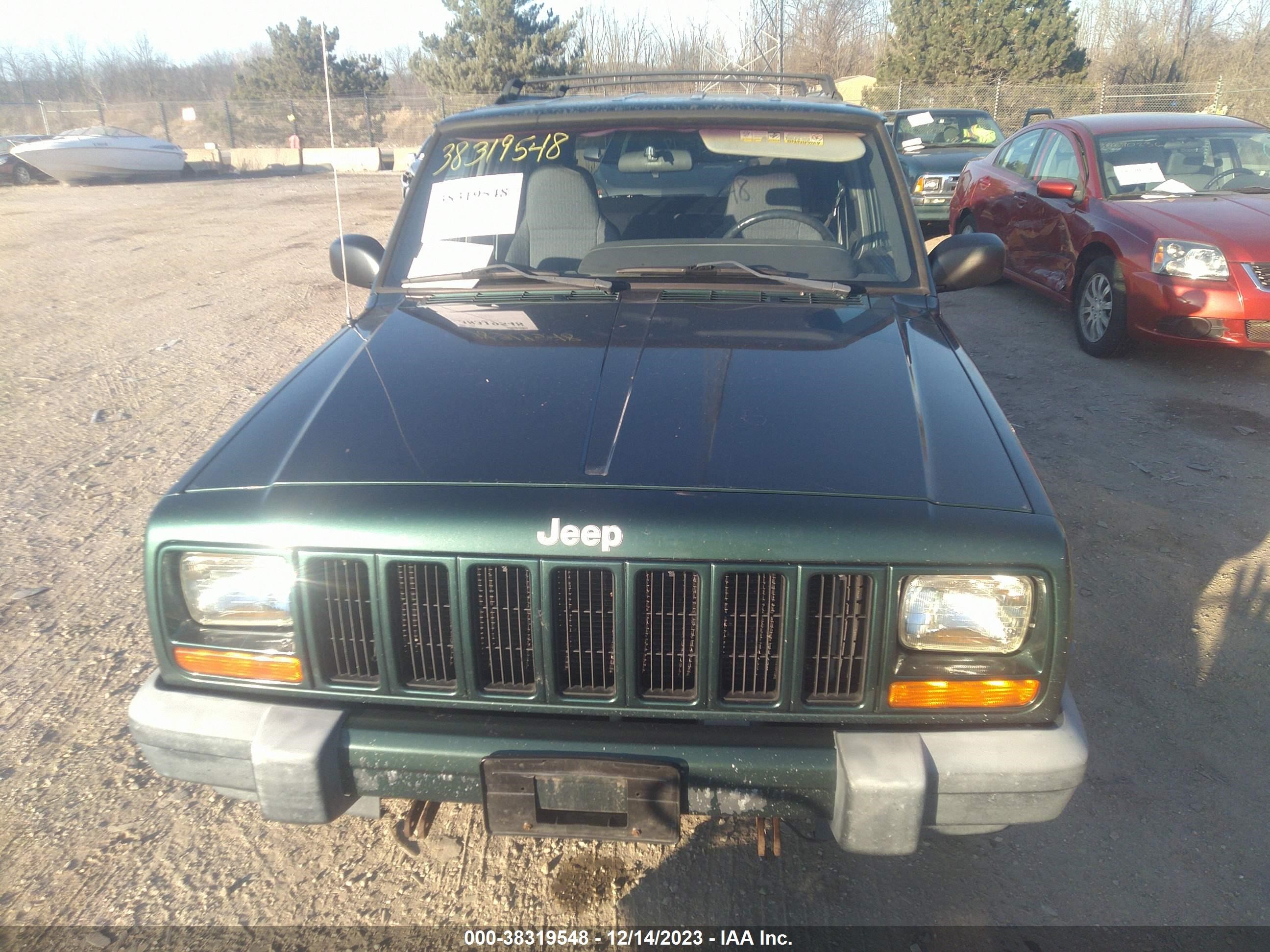 Photo 5 VIN: 1J4FF48S01L506430 - JEEP CHEROKEE 