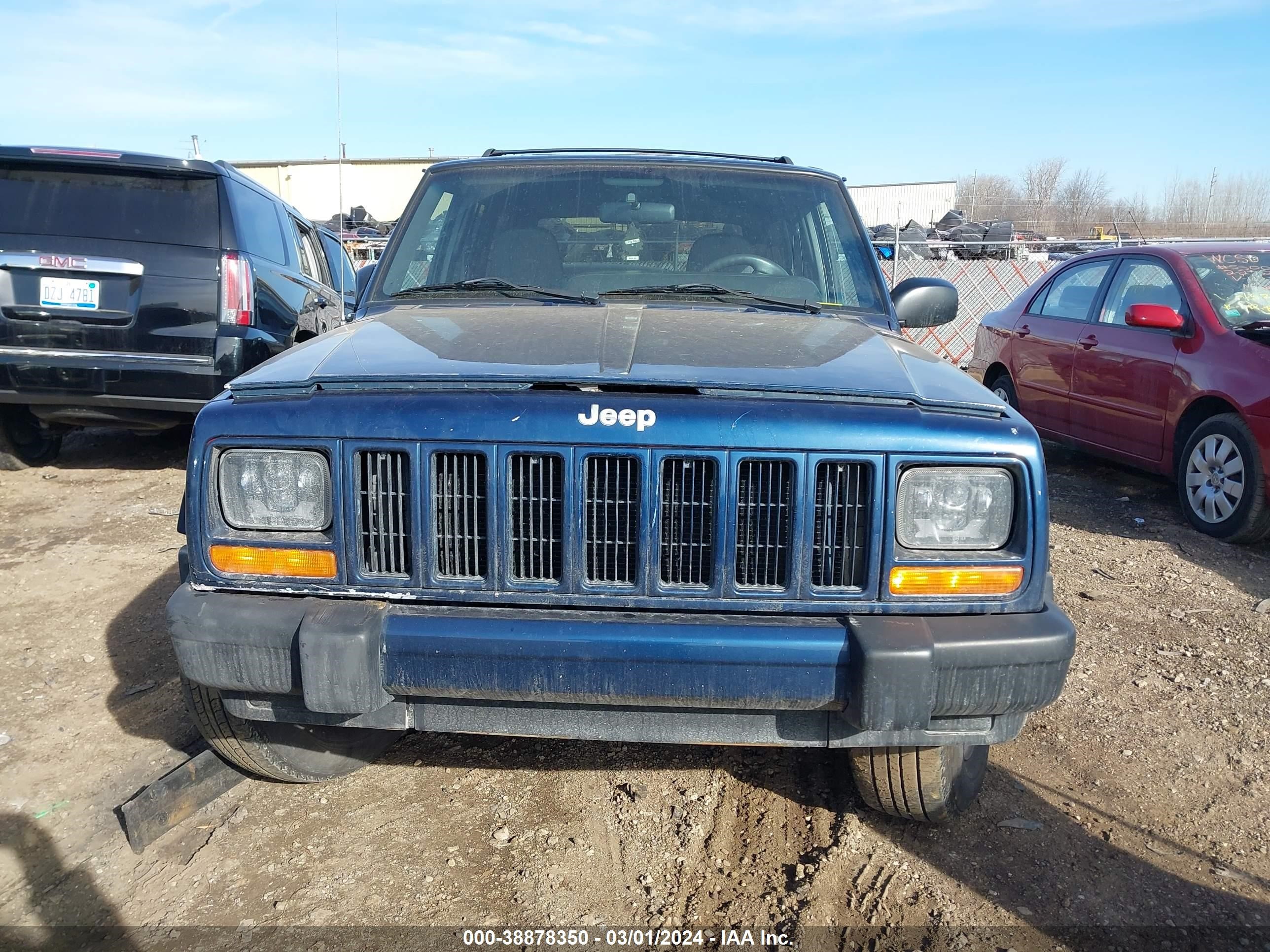 Photo 11 VIN: 1J4FF48S0YL174323 - JEEP CHEROKEE 