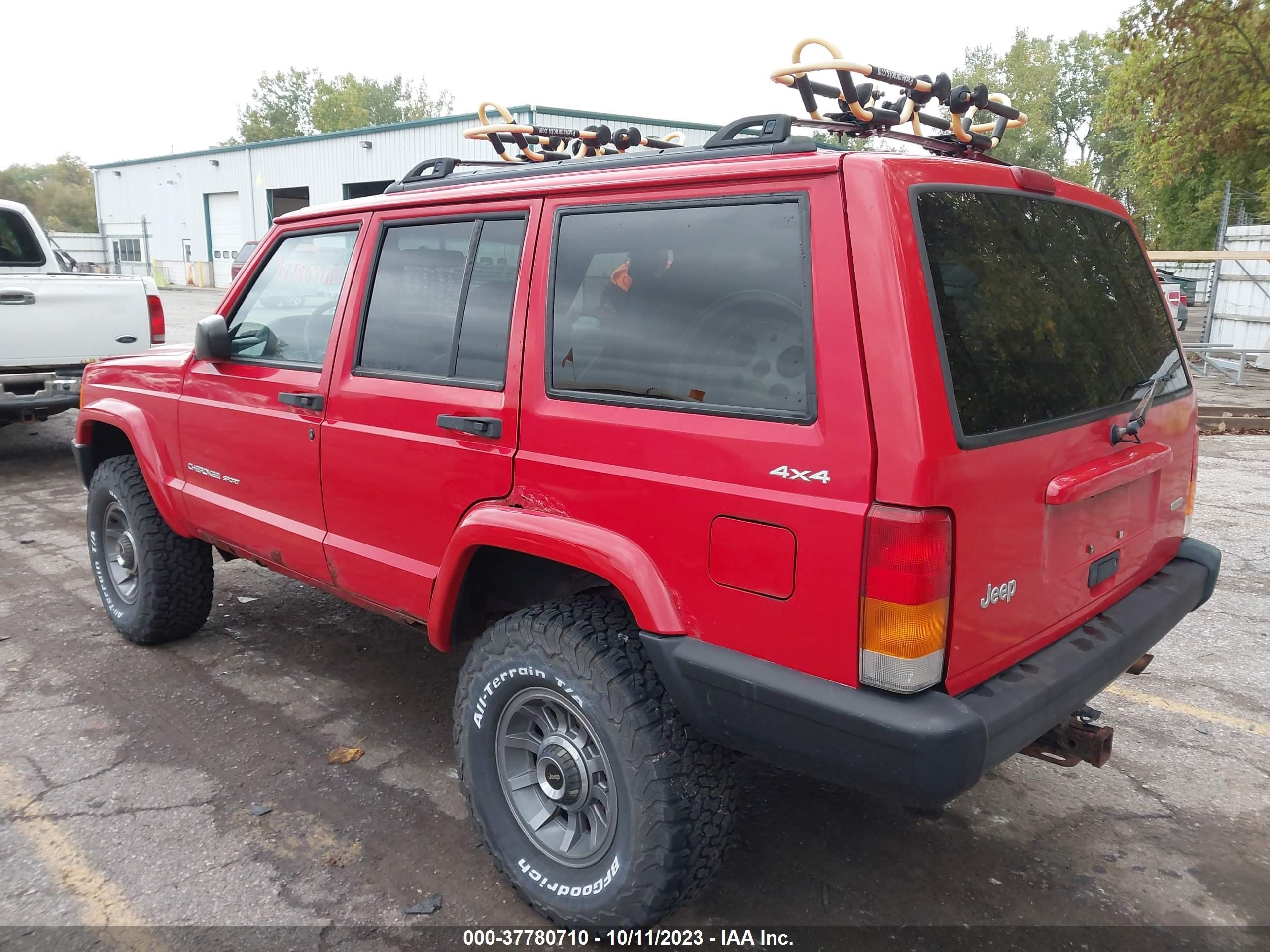 Photo 2 VIN: 1J4FF48S0YL234486 - JEEP CHEROKEE 