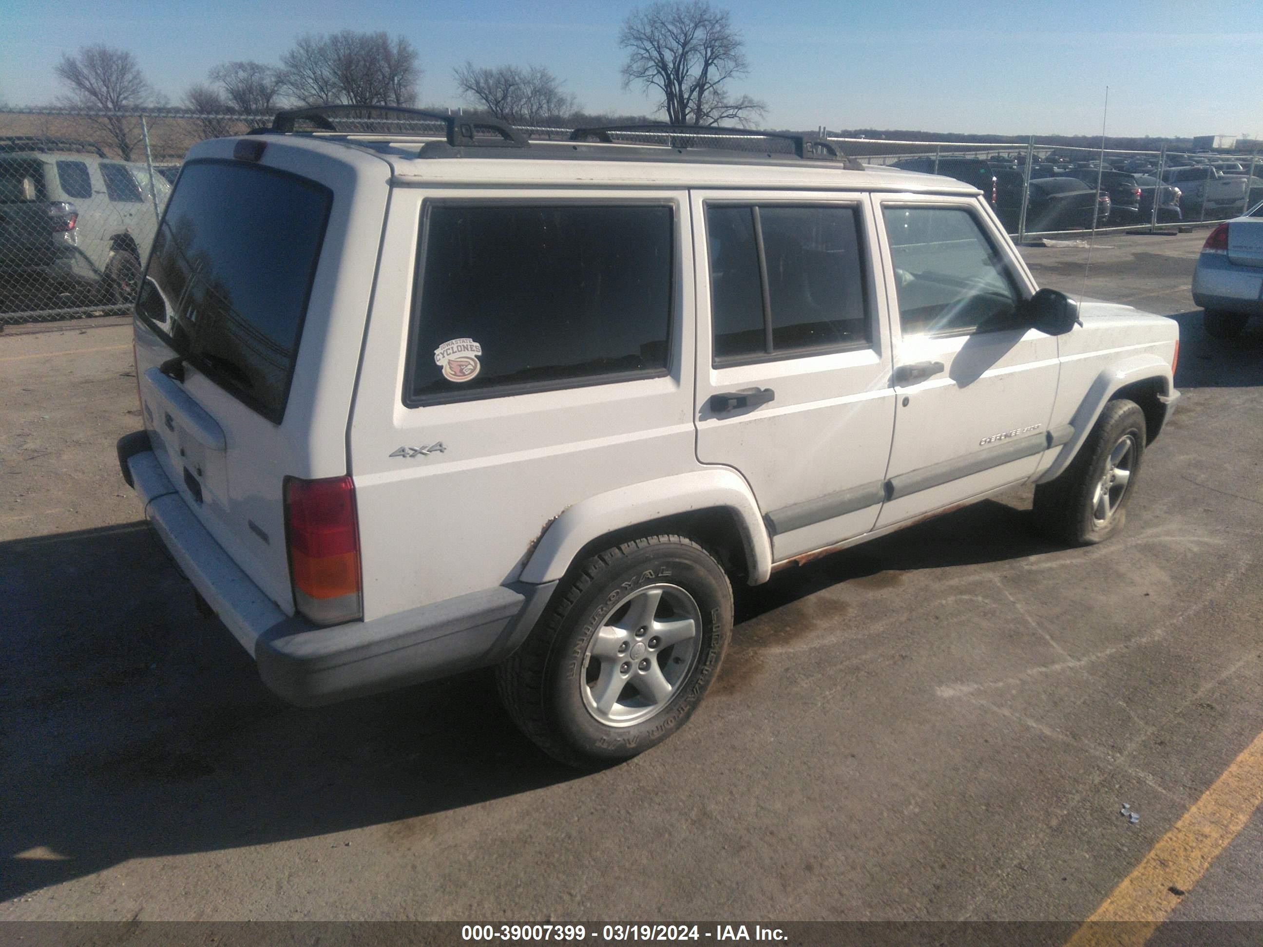 Photo 3 VIN: 1J4FF48S1YL109741 - JEEP CHEROKEE 