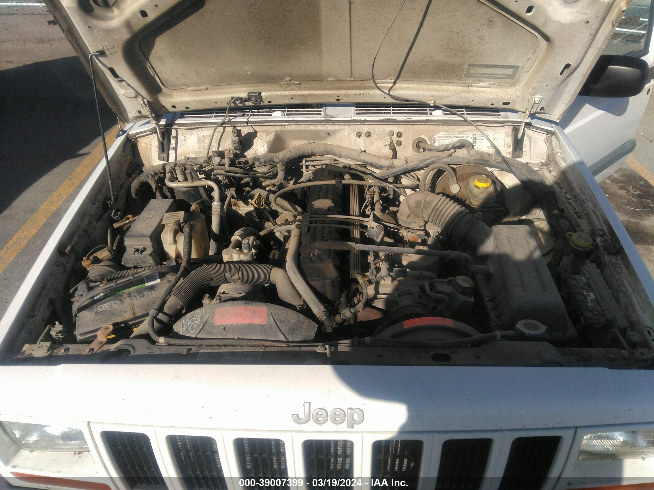 Photo 9 VIN: 1J4FF48S1YL109741 - JEEP CHEROKEE 