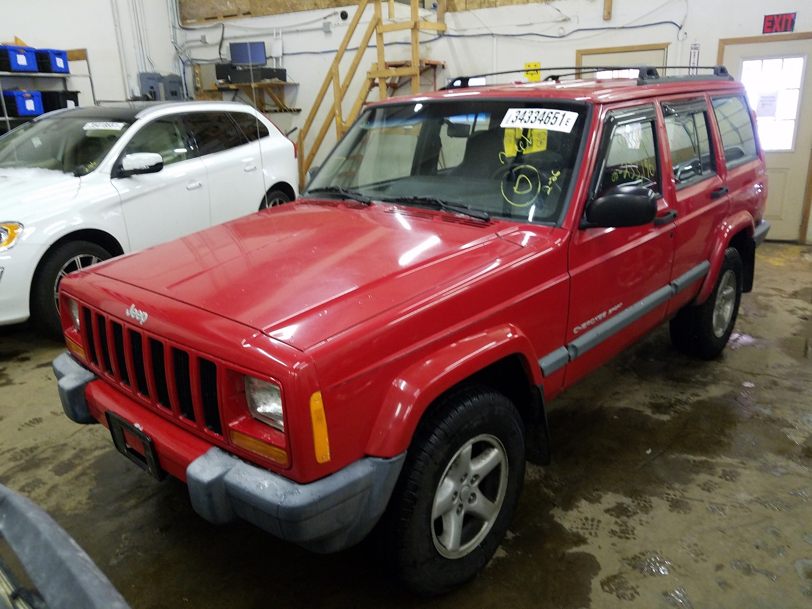 Photo 1 VIN: 1J4FF48S3YL135905 - JEEP CHEROKEE S 