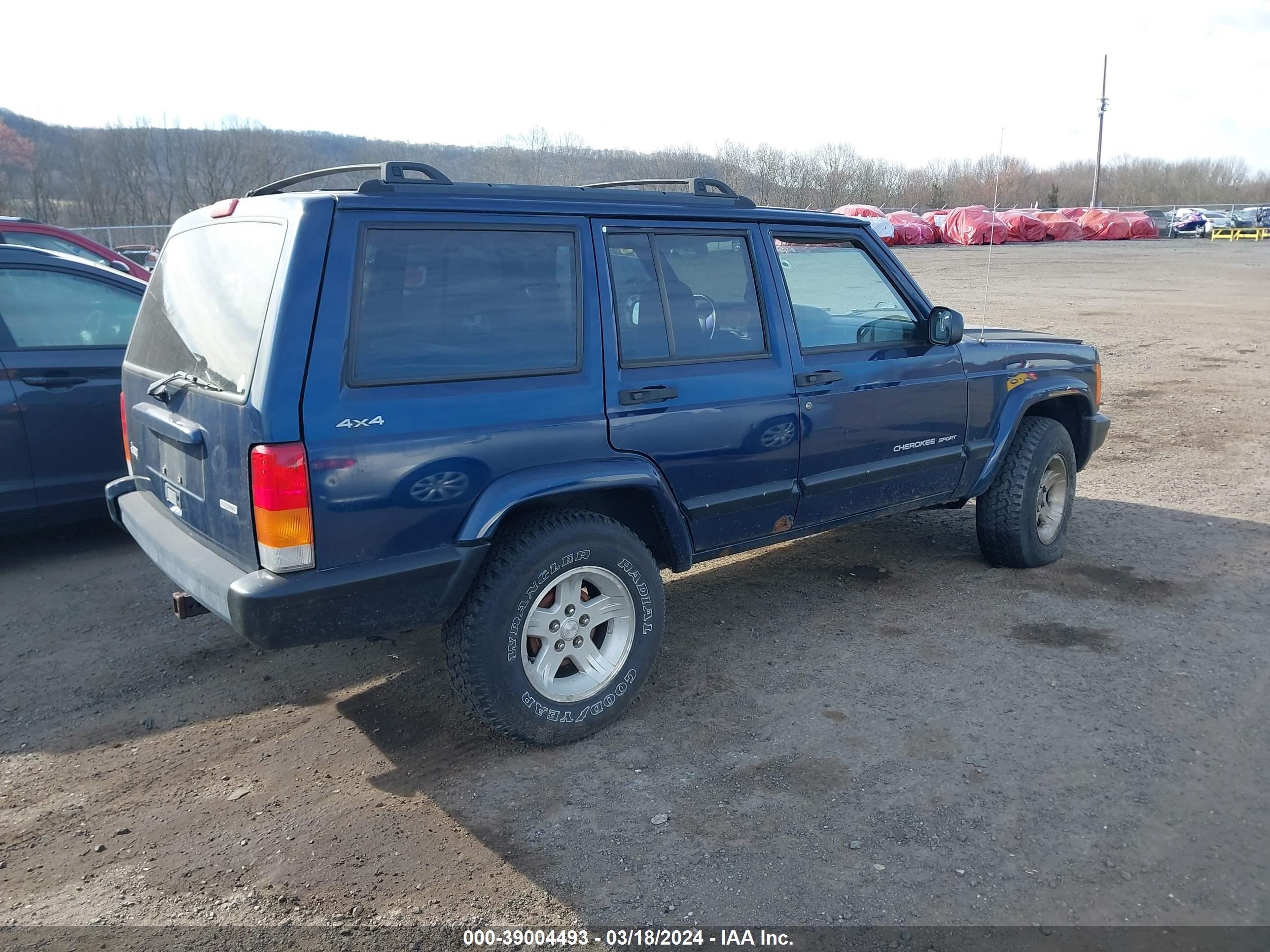 Photo 3 VIN: 1J4FF48S4YL138036 - JEEP CHEROKEE 