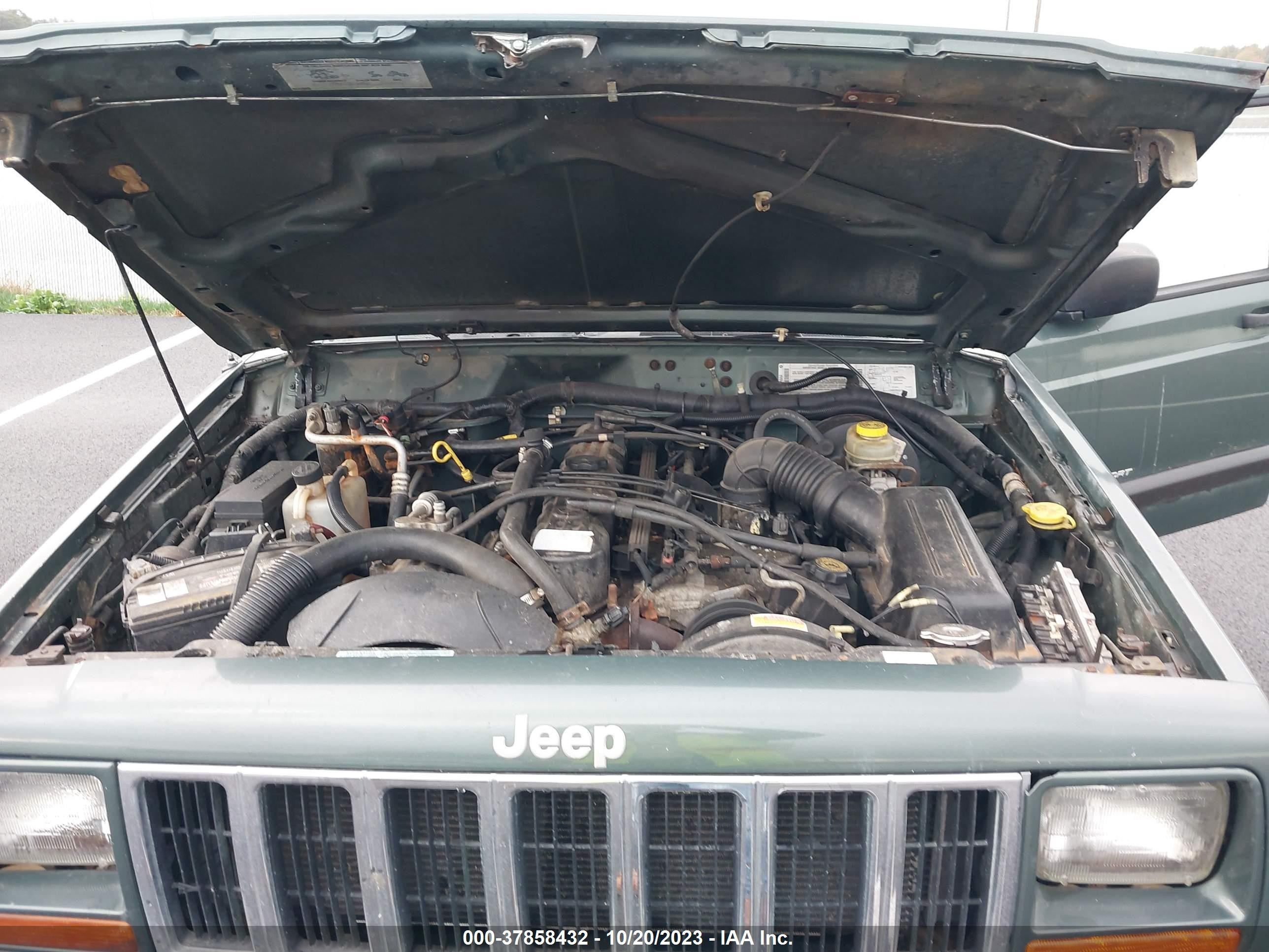 Photo 9 VIN: 1J4FF48S4YL149795 - JEEP CHEROKEE 