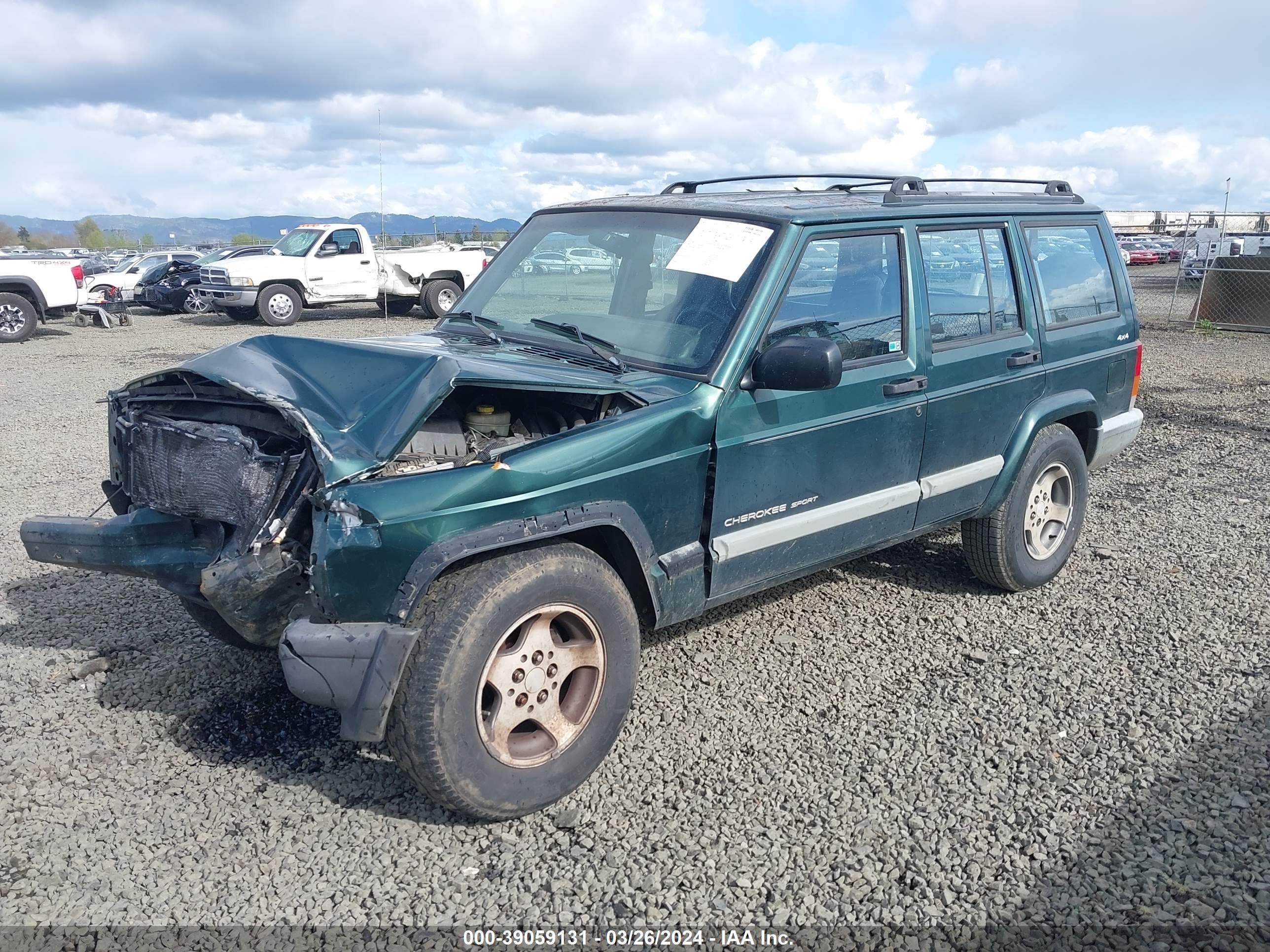 Photo 1 VIN: 1J4FF48S51L568051 - JEEP CHEROKEE 