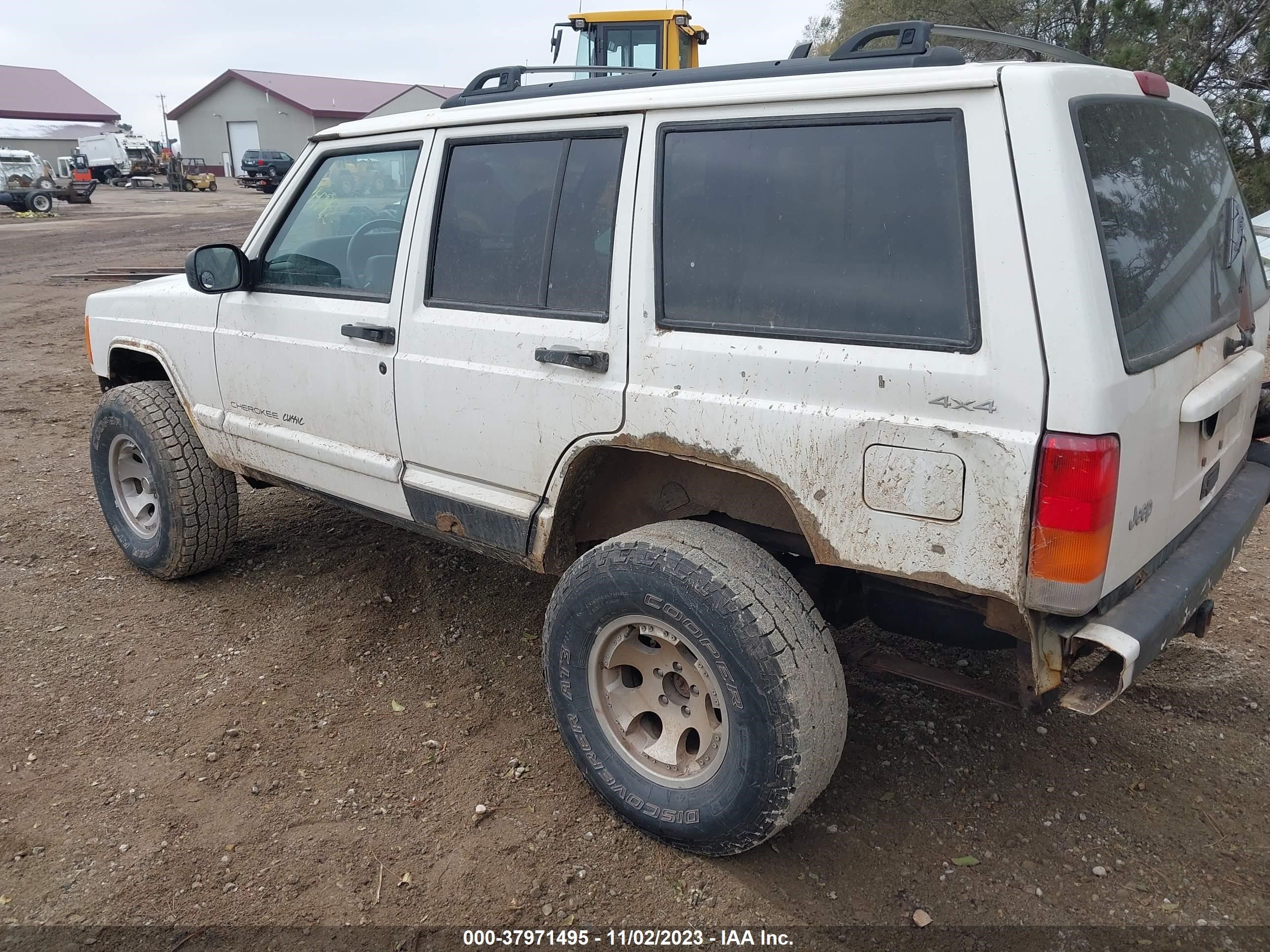 Photo 2 VIN: 1J4FF48S51L606278 - JEEP CHEROKEE 