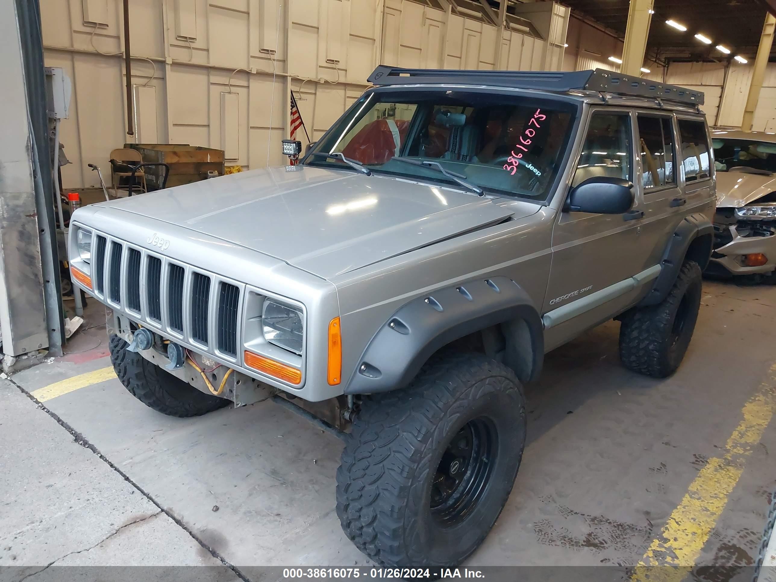 Photo 1 VIN: 1J4FF48S5YL244396 - JEEP CHEROKEE 