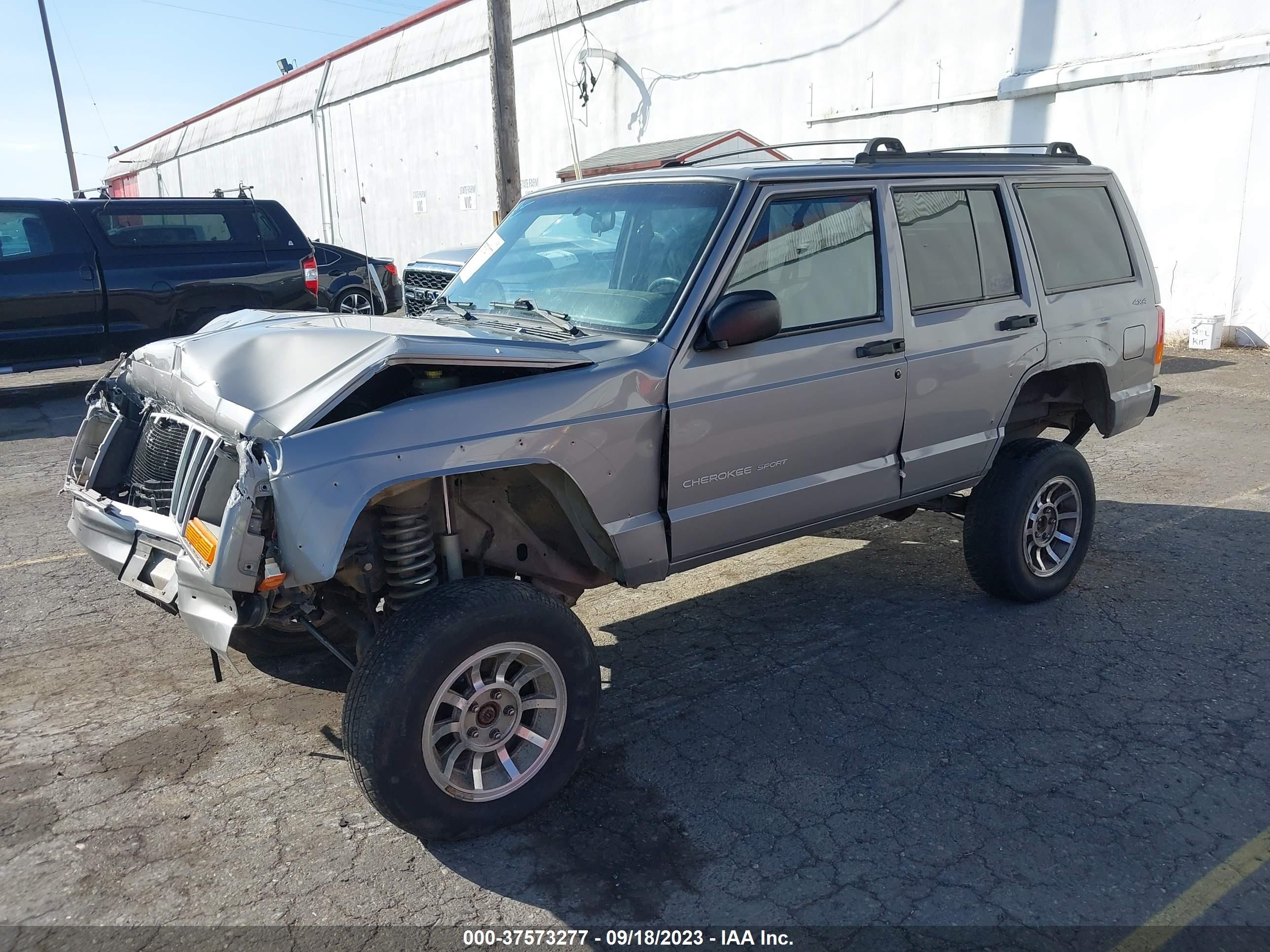 Photo 1 VIN: 1J4FF48S61L519554 - JEEP CHEROKEE 