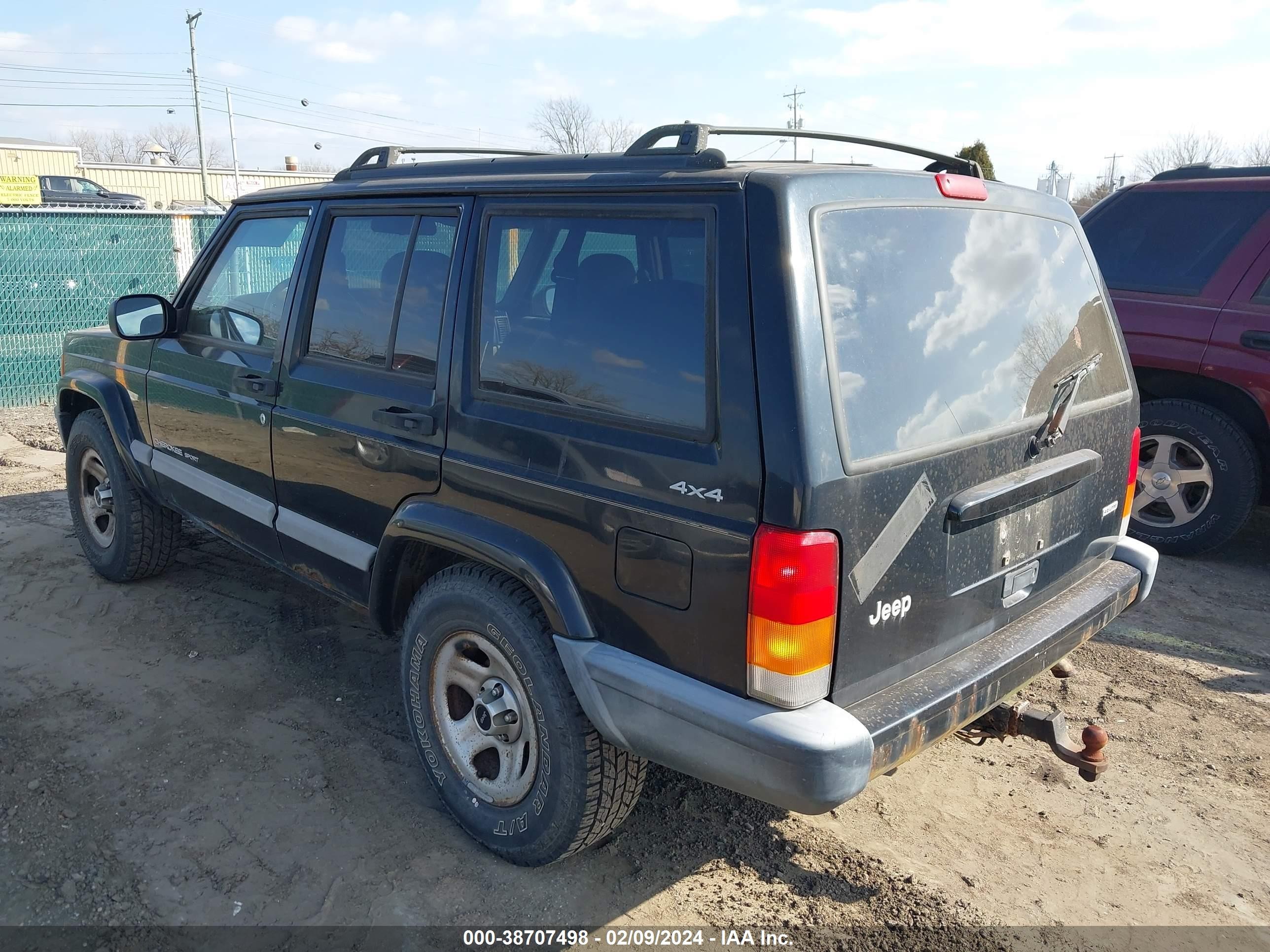 Photo 2 VIN: 1J4FF48S91L594054 - JEEP CHEROKEE 