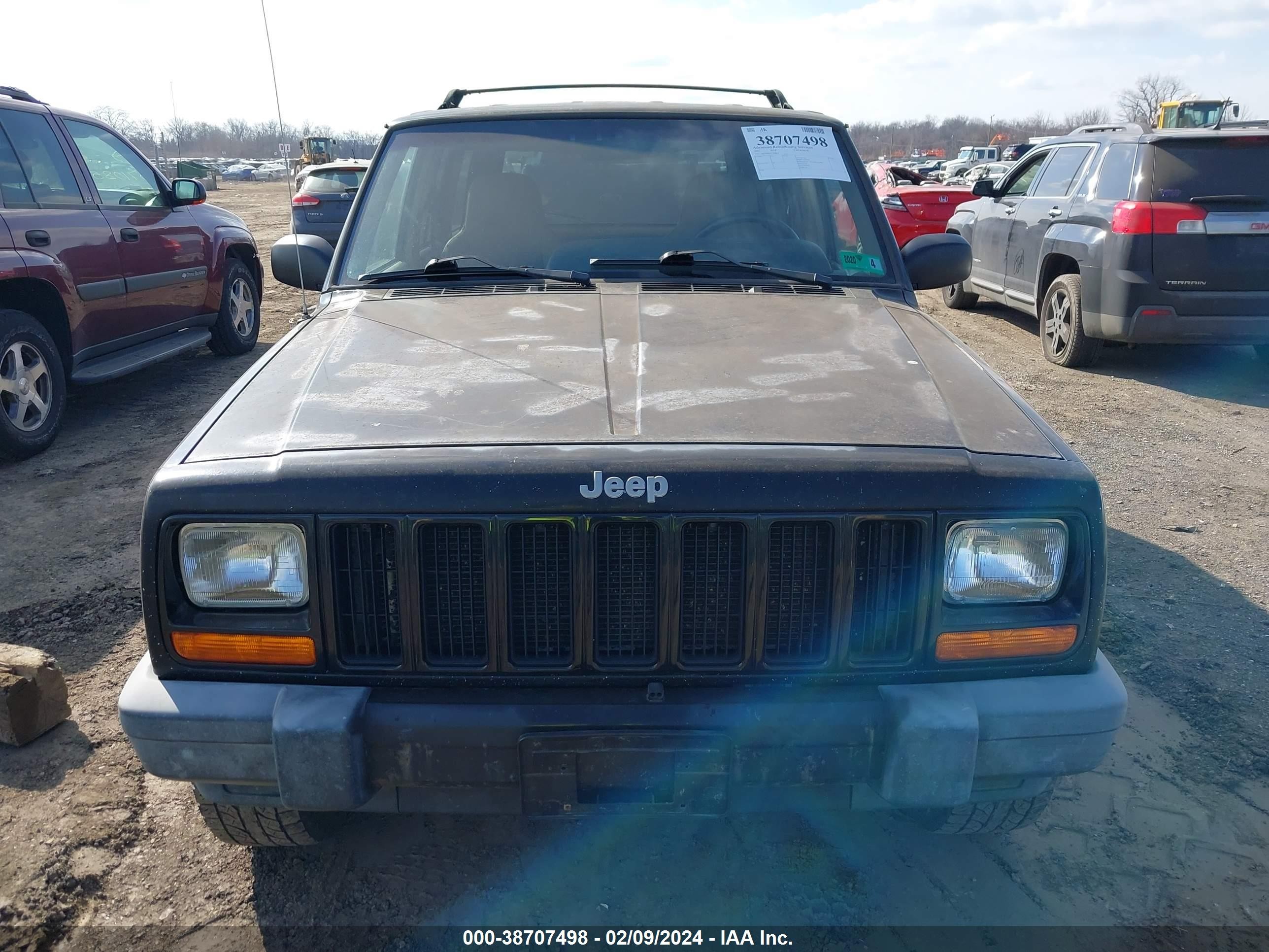 Photo 5 VIN: 1J4FF48S91L594054 - JEEP CHEROKEE 