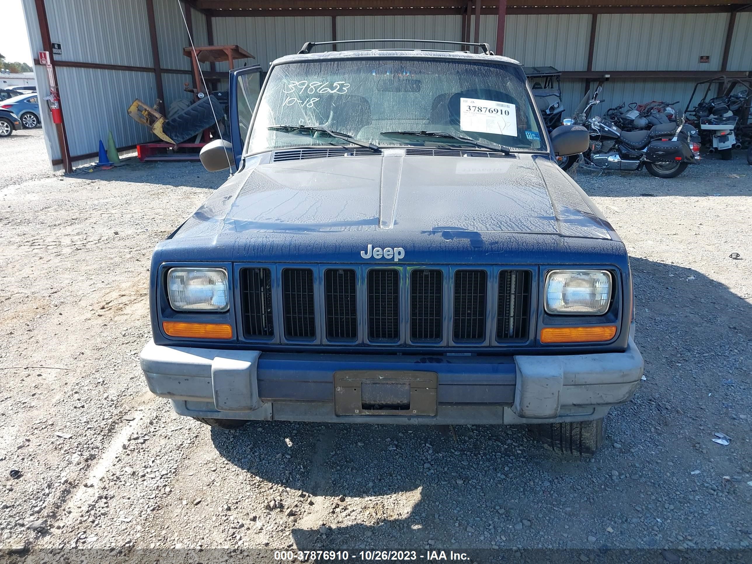 Photo 11 VIN: 1J4FF48S9YL273724 - JEEP CHEROKEE 