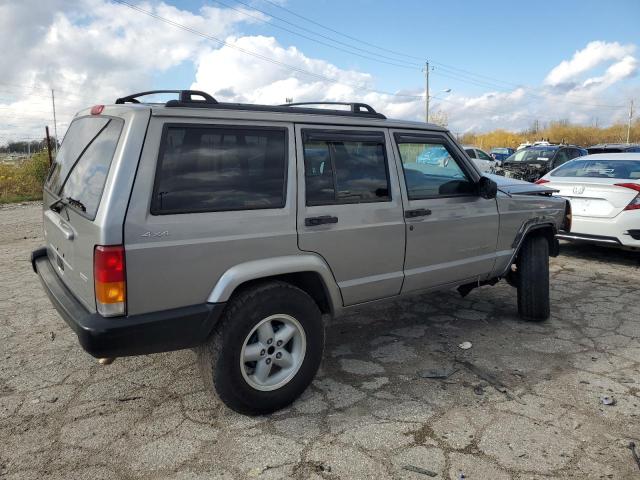 Photo 2 VIN: 1J4FF48SX1L511473 - JEEP CHEROKEE S 