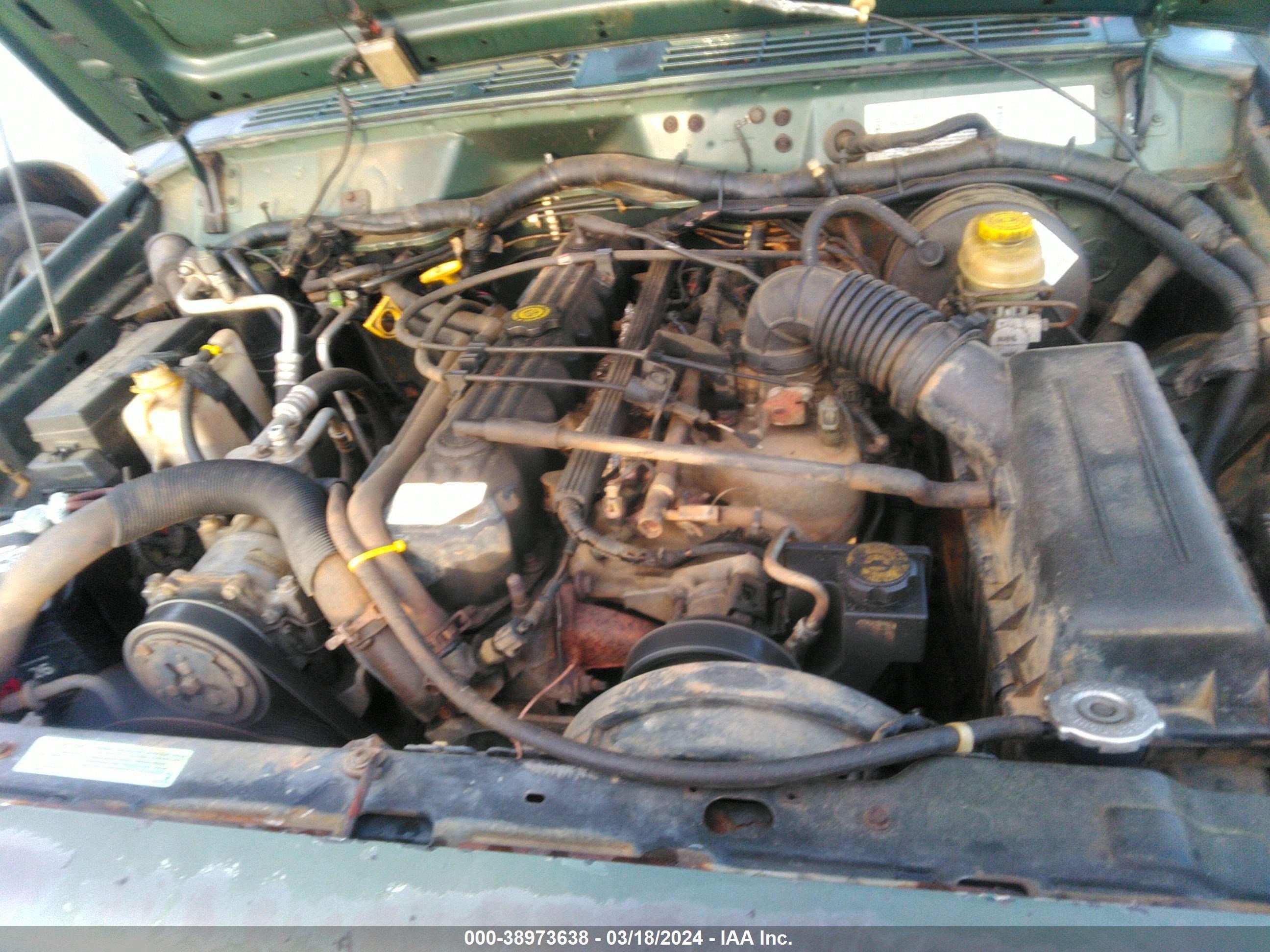 Photo 9 VIN: 1J4FF48SXYL170344 - JEEP CHEROKEE 