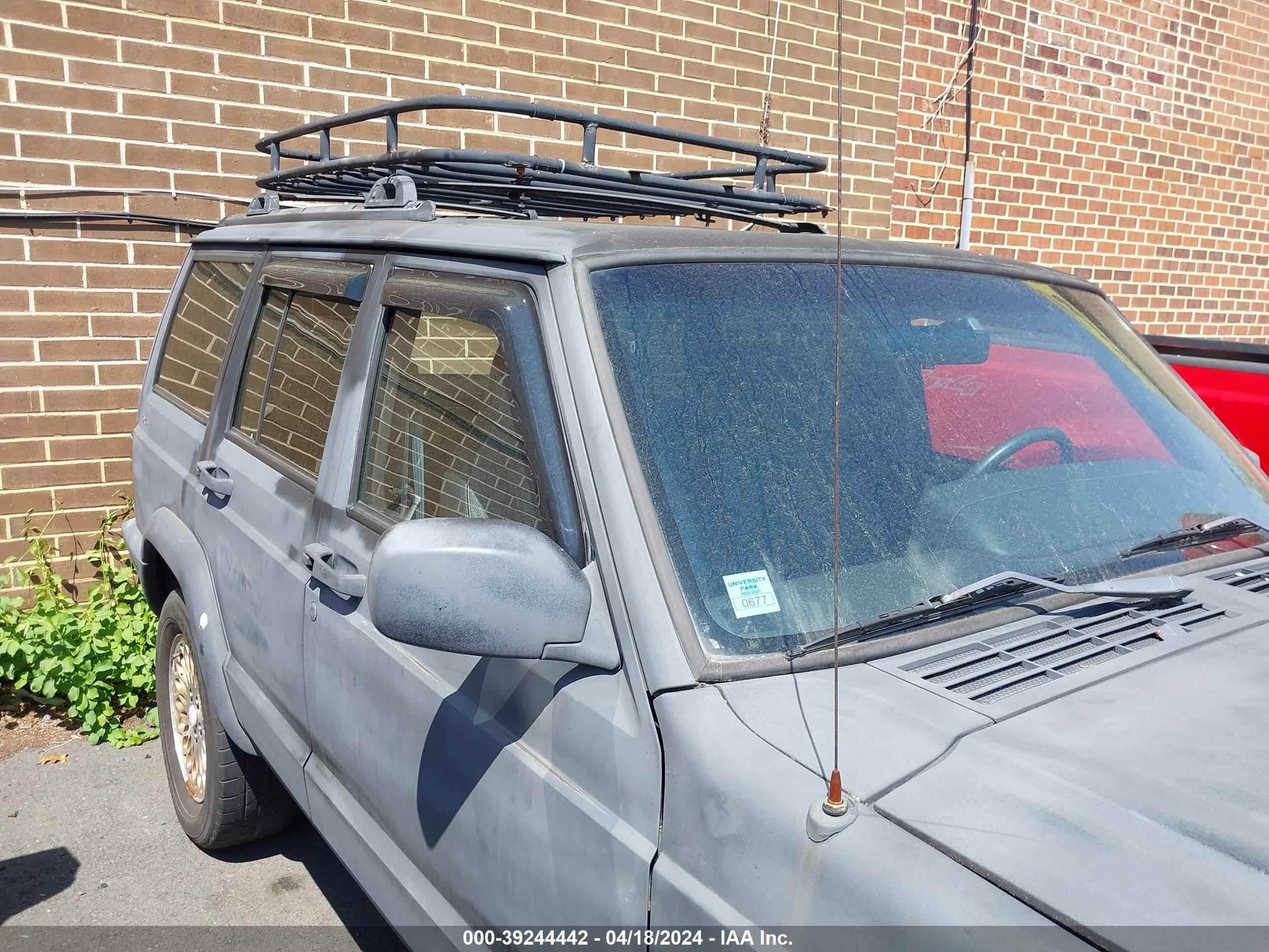 Photo 13 VIN: 1J4FF48SXYL260514 - JEEP CHEROKEE 