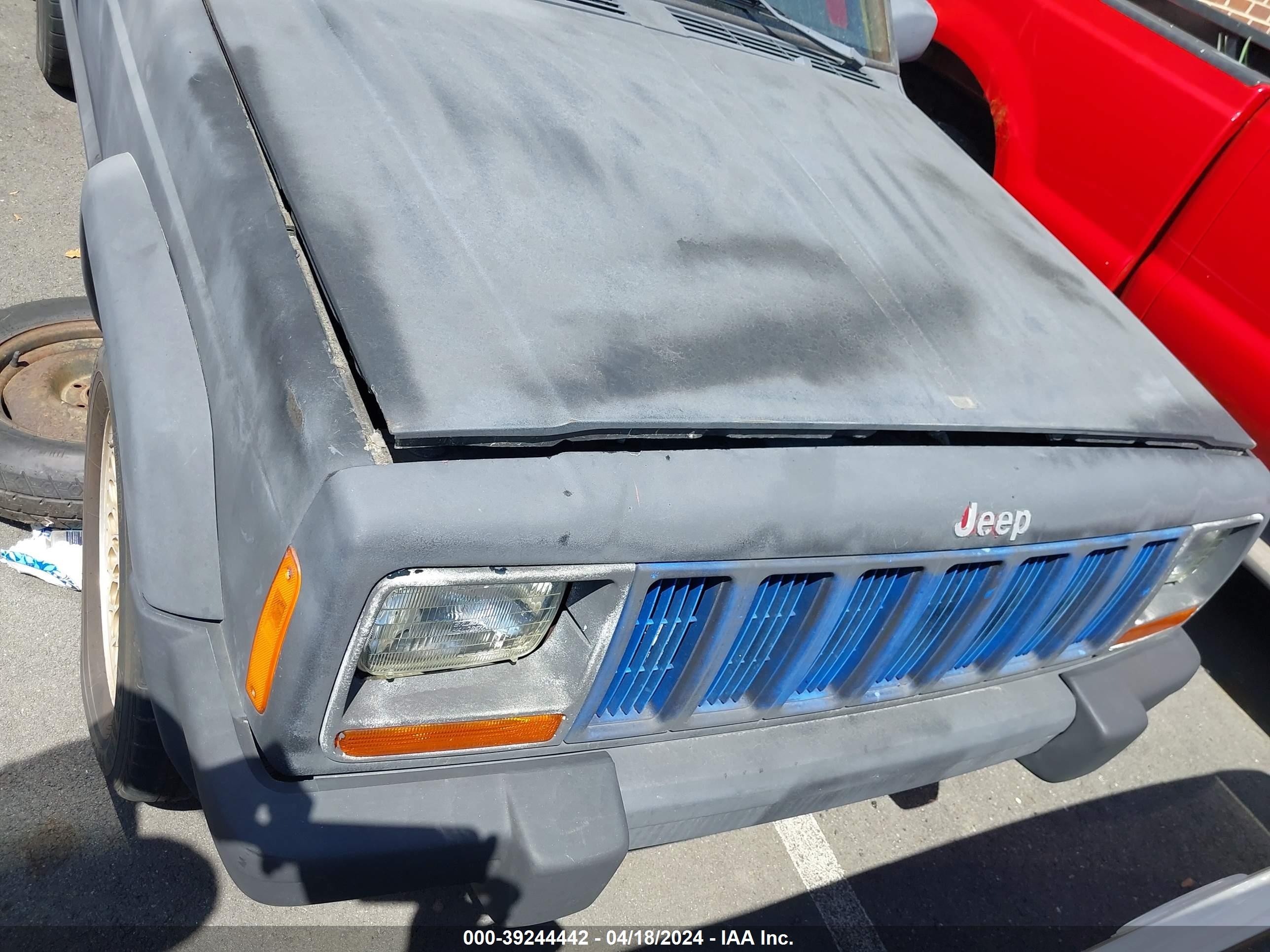 Photo 16 VIN: 1J4FF48SXYL260514 - JEEP CHEROKEE 