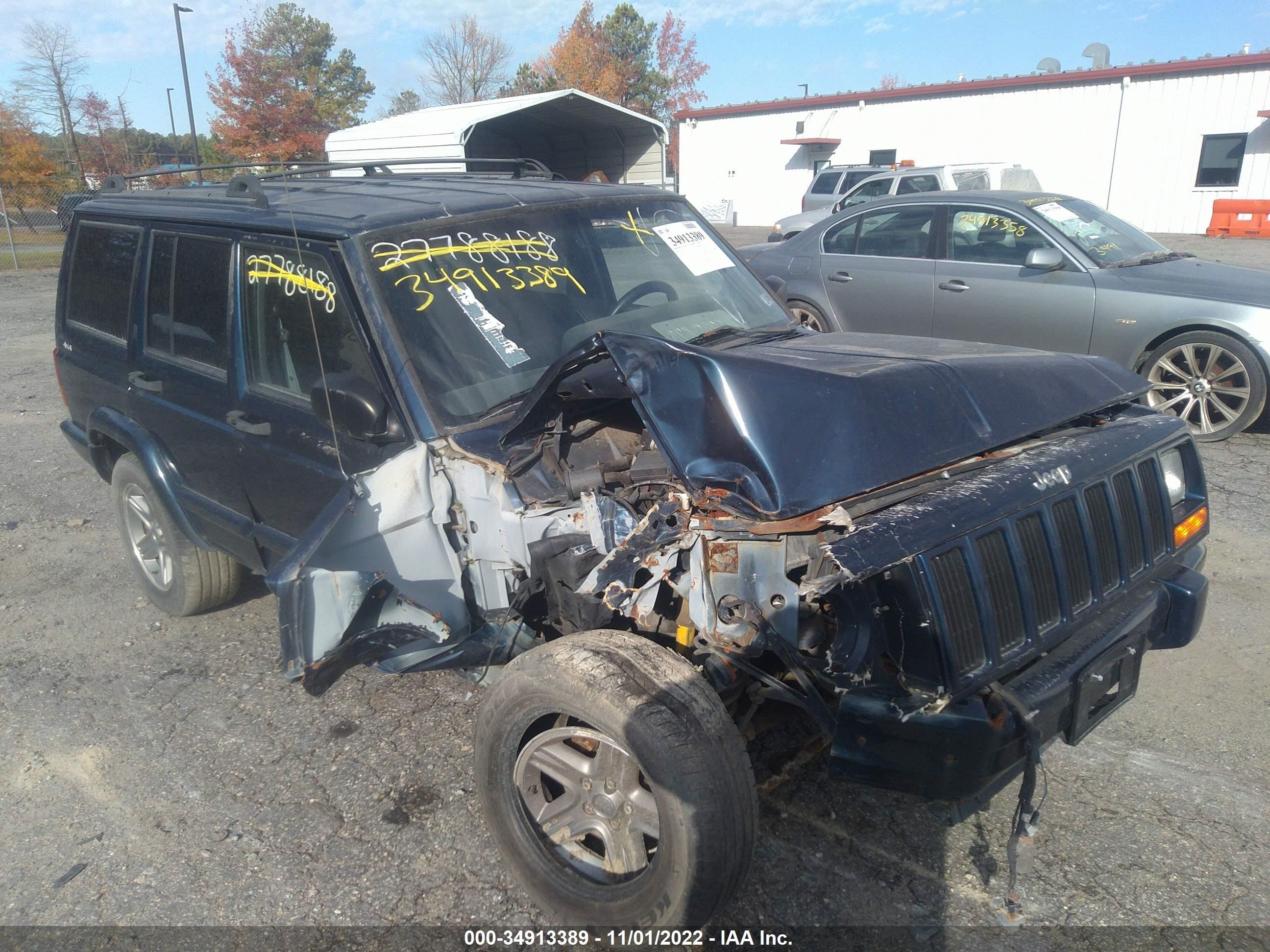 Photo 5 VIN: 1J4FF58S9YL130066 - JEEP CHEROKEE 