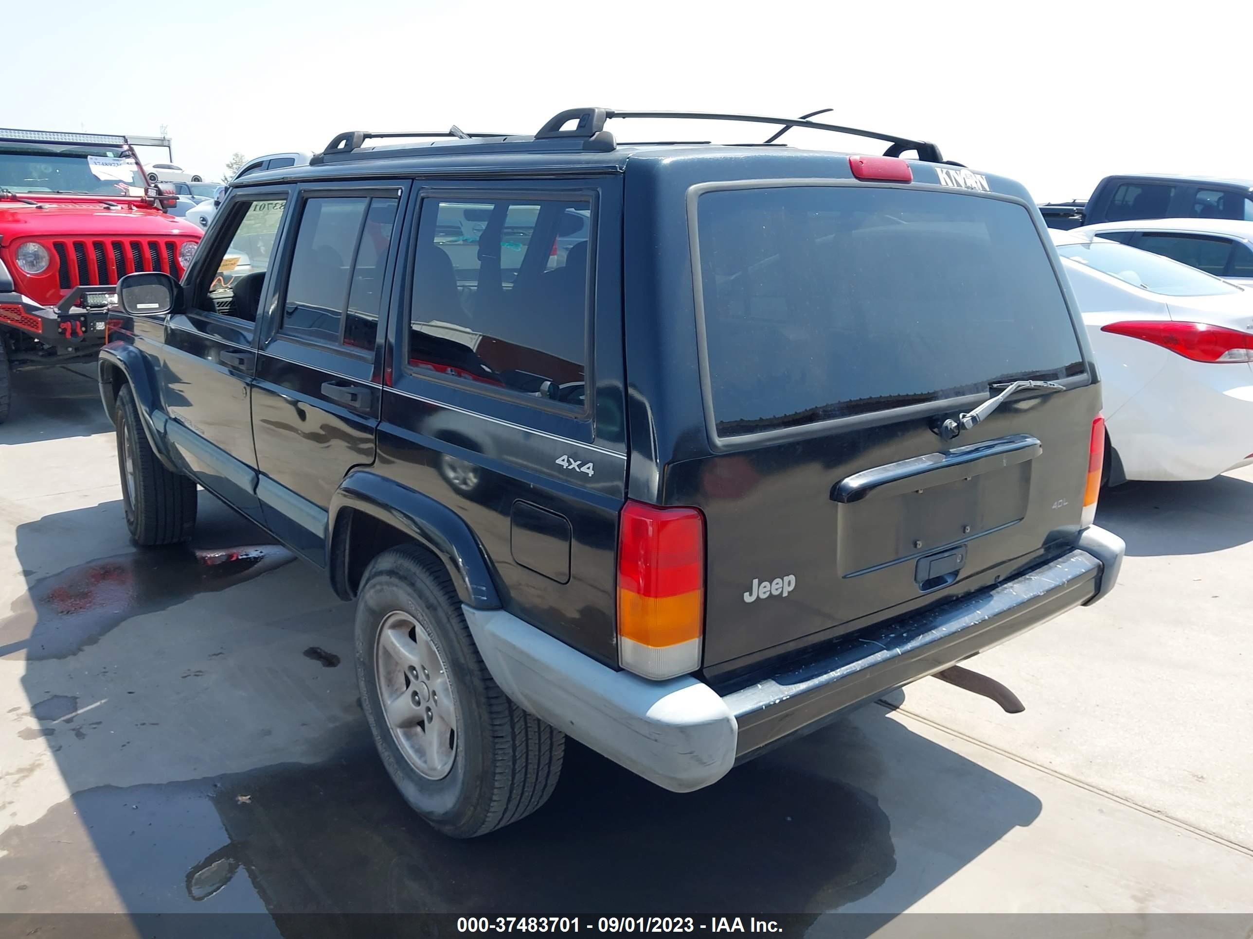 Photo 2 VIN: 1J4FF68S1XL664246 - JEEP CHEROKEE 