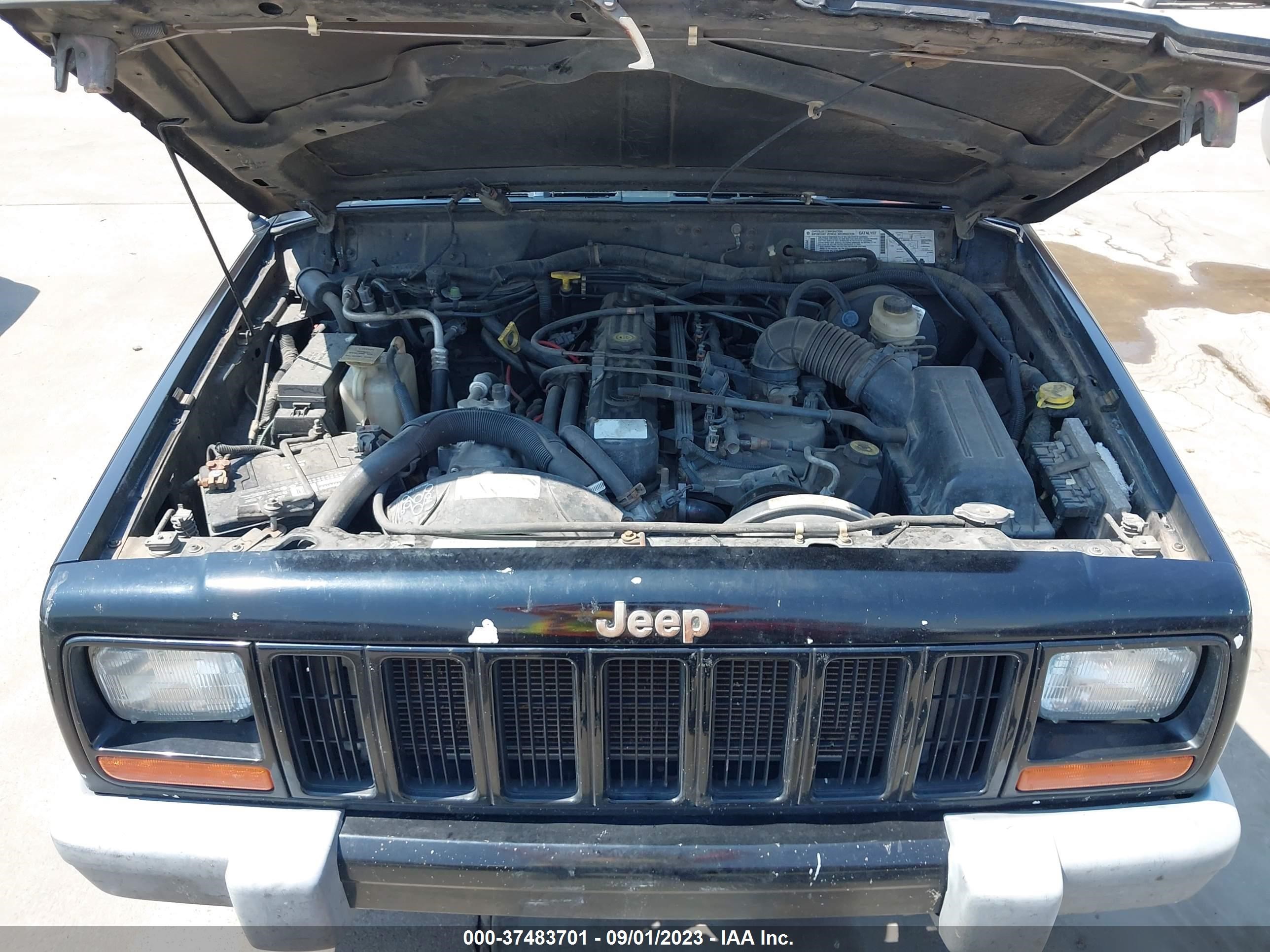 Photo 9 VIN: 1J4FF68S1XL664246 - JEEP CHEROKEE 