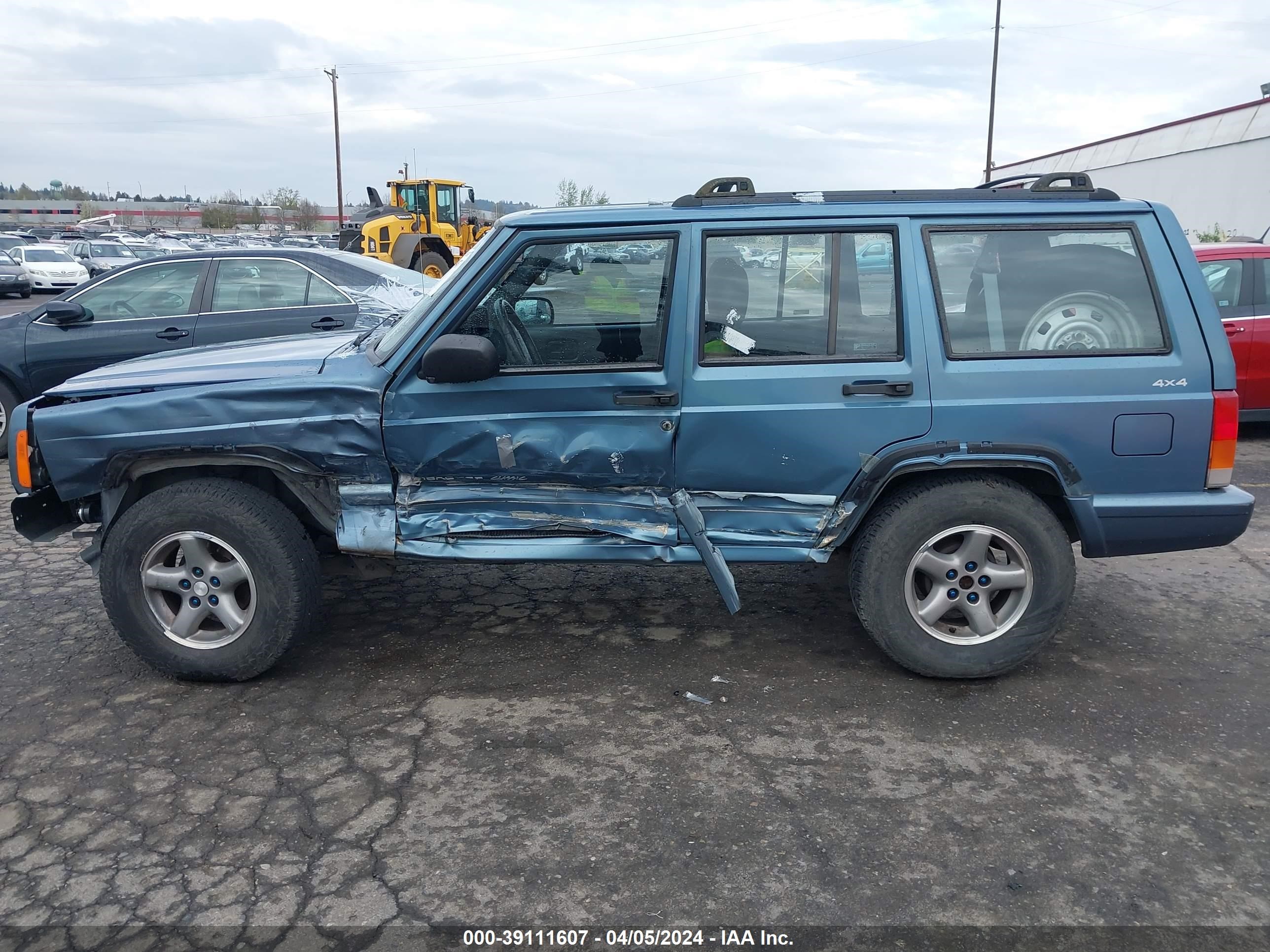 Photo 13 VIN: 1J4FF68S4XL579403 - JEEP CHEROKEE 