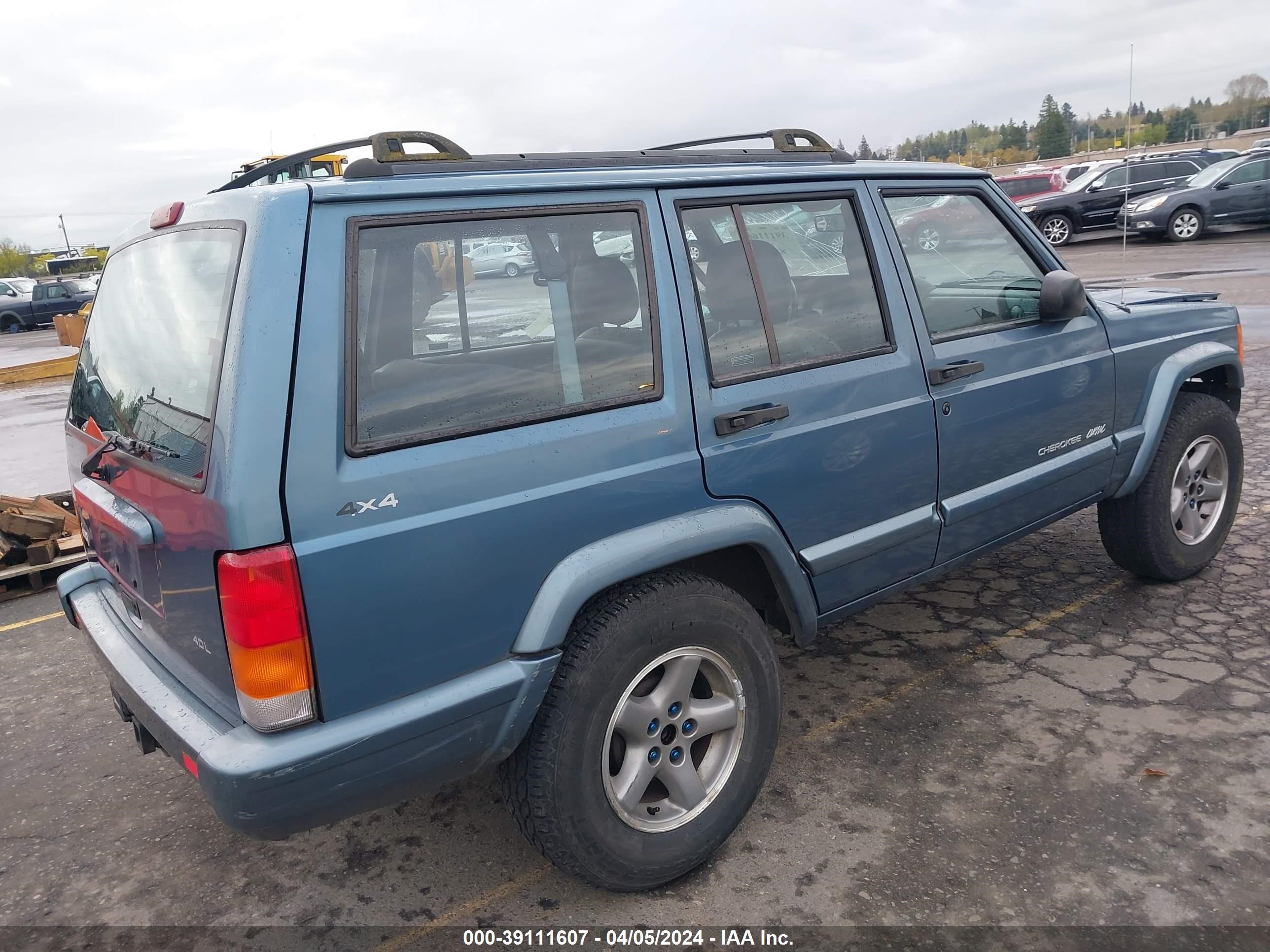 Photo 3 VIN: 1J4FF68S4XL579403 - JEEP CHEROKEE 