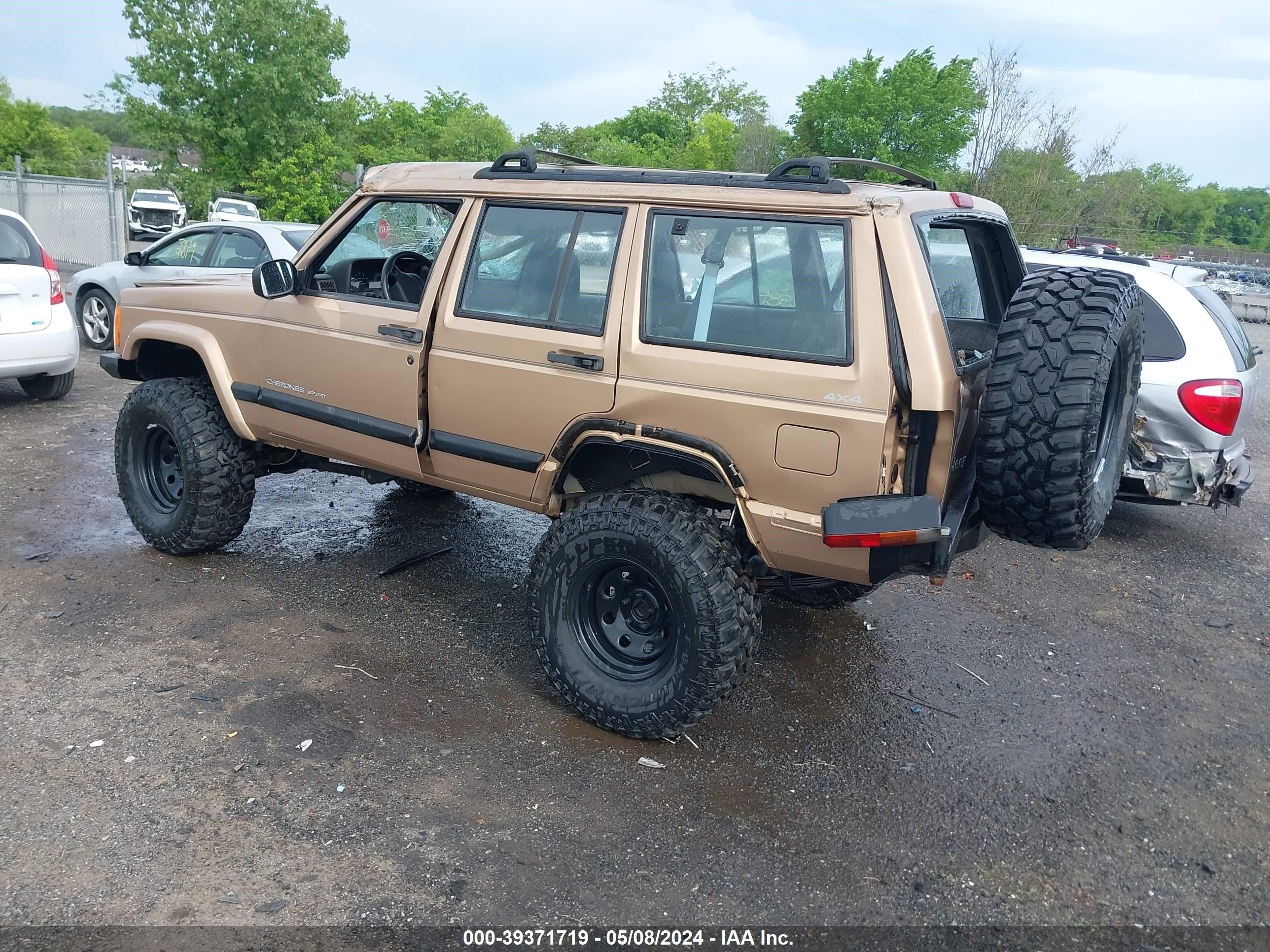 Photo 2 VIN: 1J4FF68S5XL630522 - JEEP CHEROKEE 