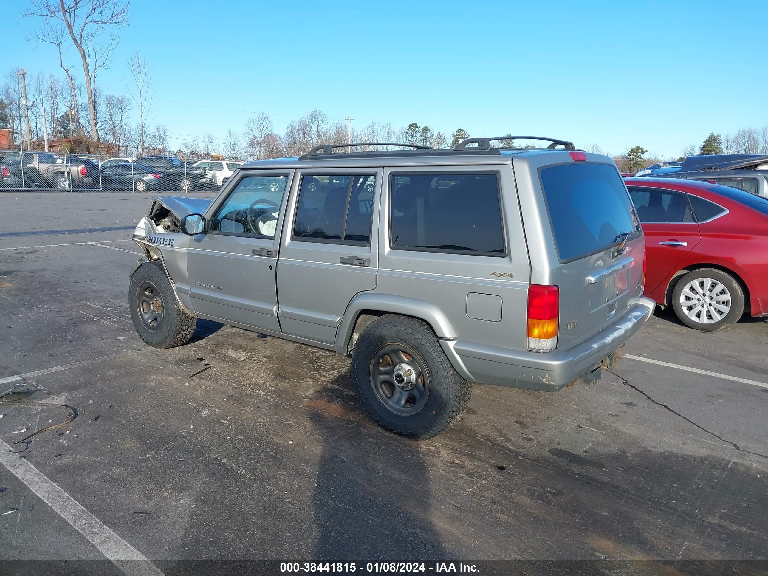 Photo 2 VIN: 1J4FF68SXYL186314 - JEEP CHEROKEE 