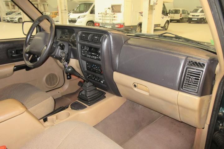 Photo 6 VIN: 1J4FFN8M8XL501895 - JEEP CHEROKEE 