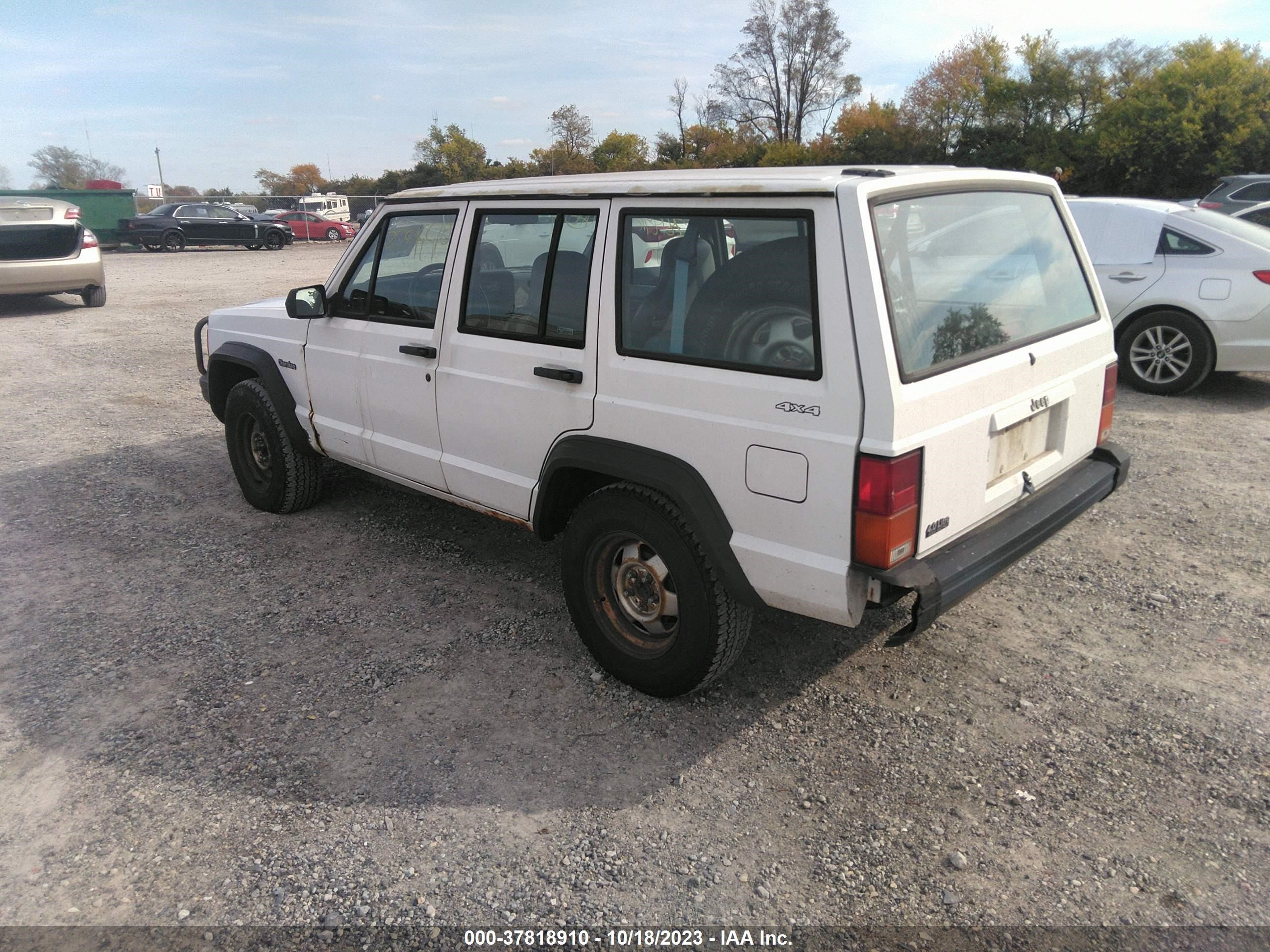 Photo 2 VIN: 1J4FJ28S1SL654087 - JEEP CHEROKEE 