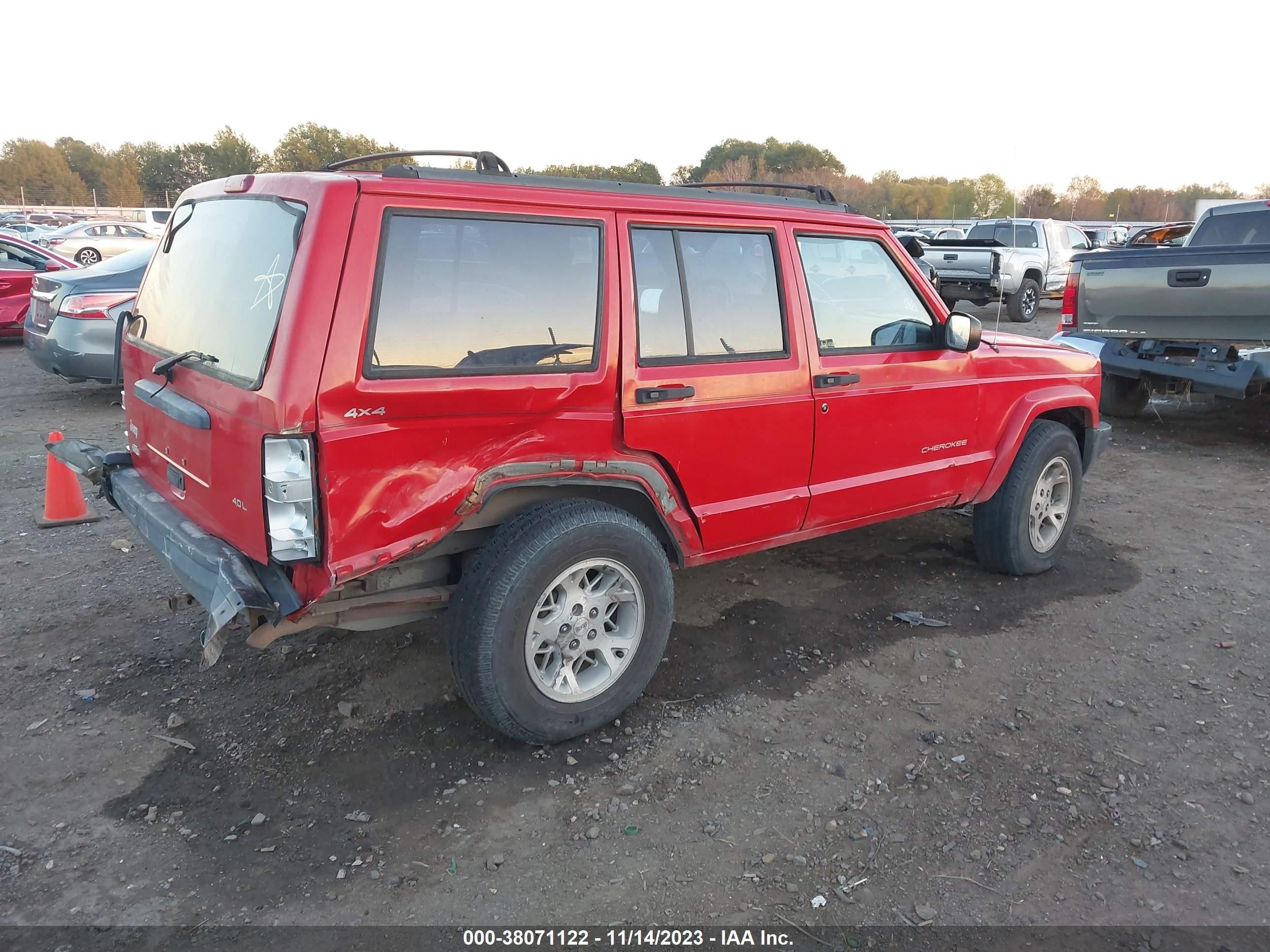 Photo 3 VIN: 1J4FJ28S1VL605735 - JEEP CHEROKEE 