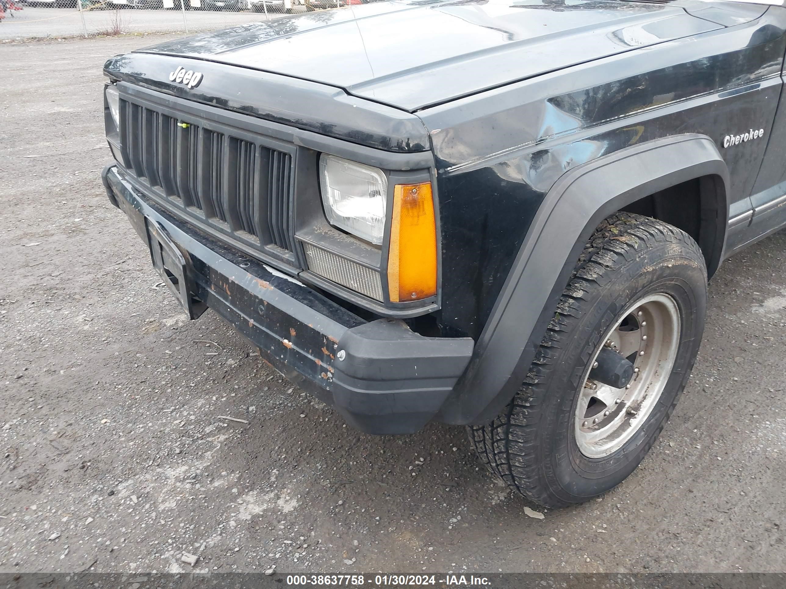 Photo 5 VIN: 1J4FJ28S3ML530860 - JEEP CHEROKEE 