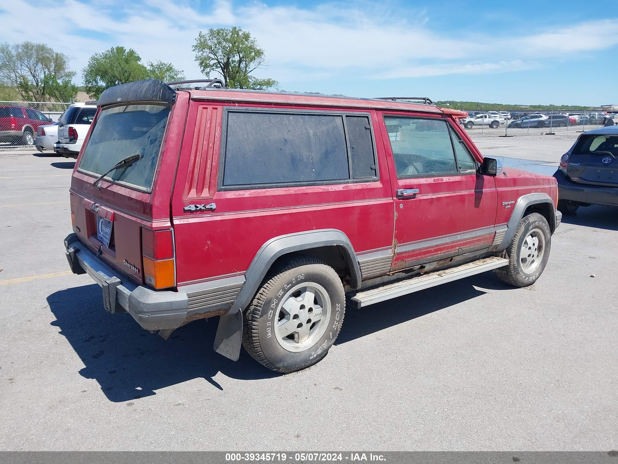 Photo 3 VIN: 1J4FJ57L1KL609081 - JEEP CHEROKEE 