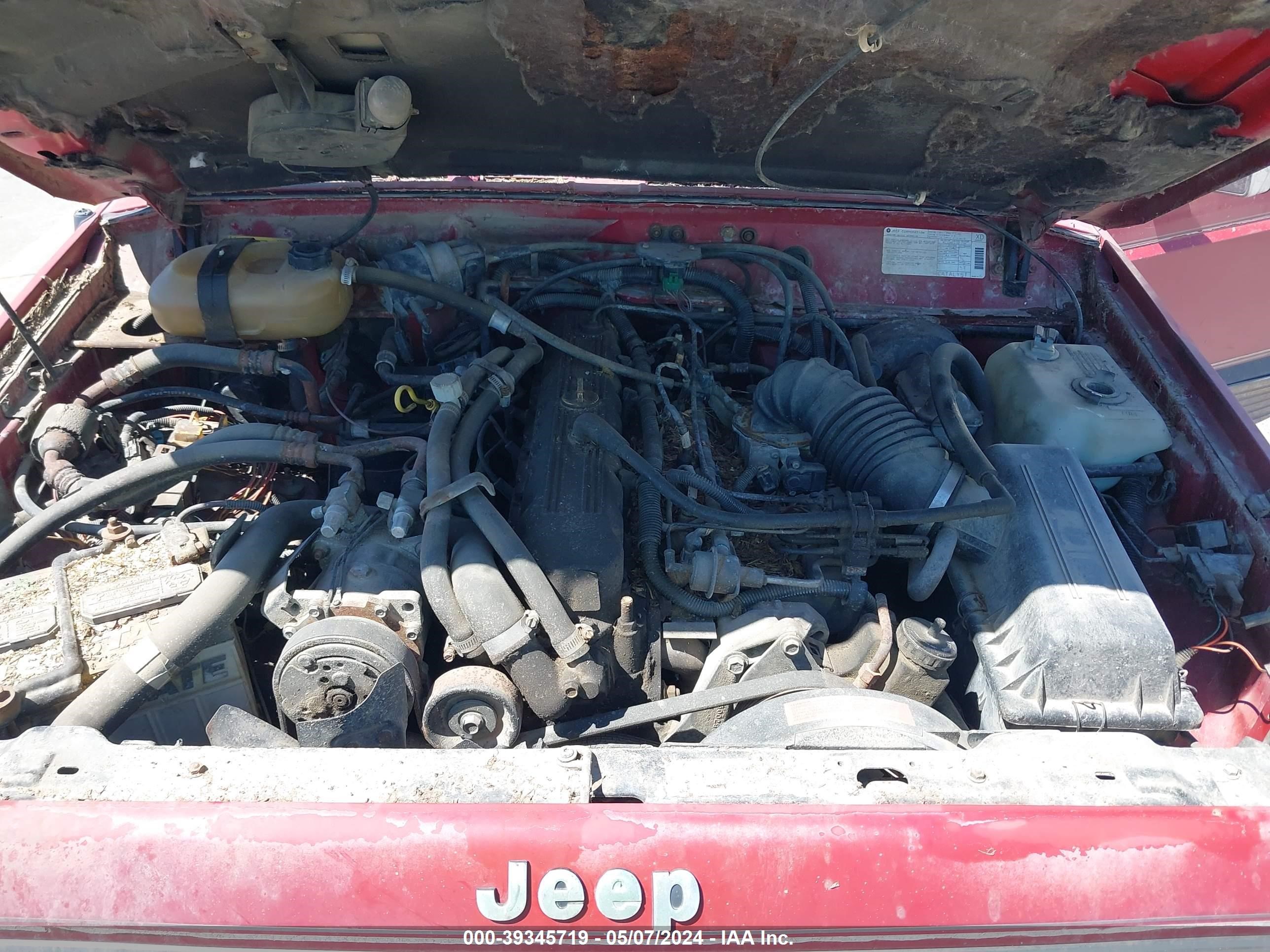 Photo 9 VIN: 1J4FJ57L1KL609081 - JEEP CHEROKEE 