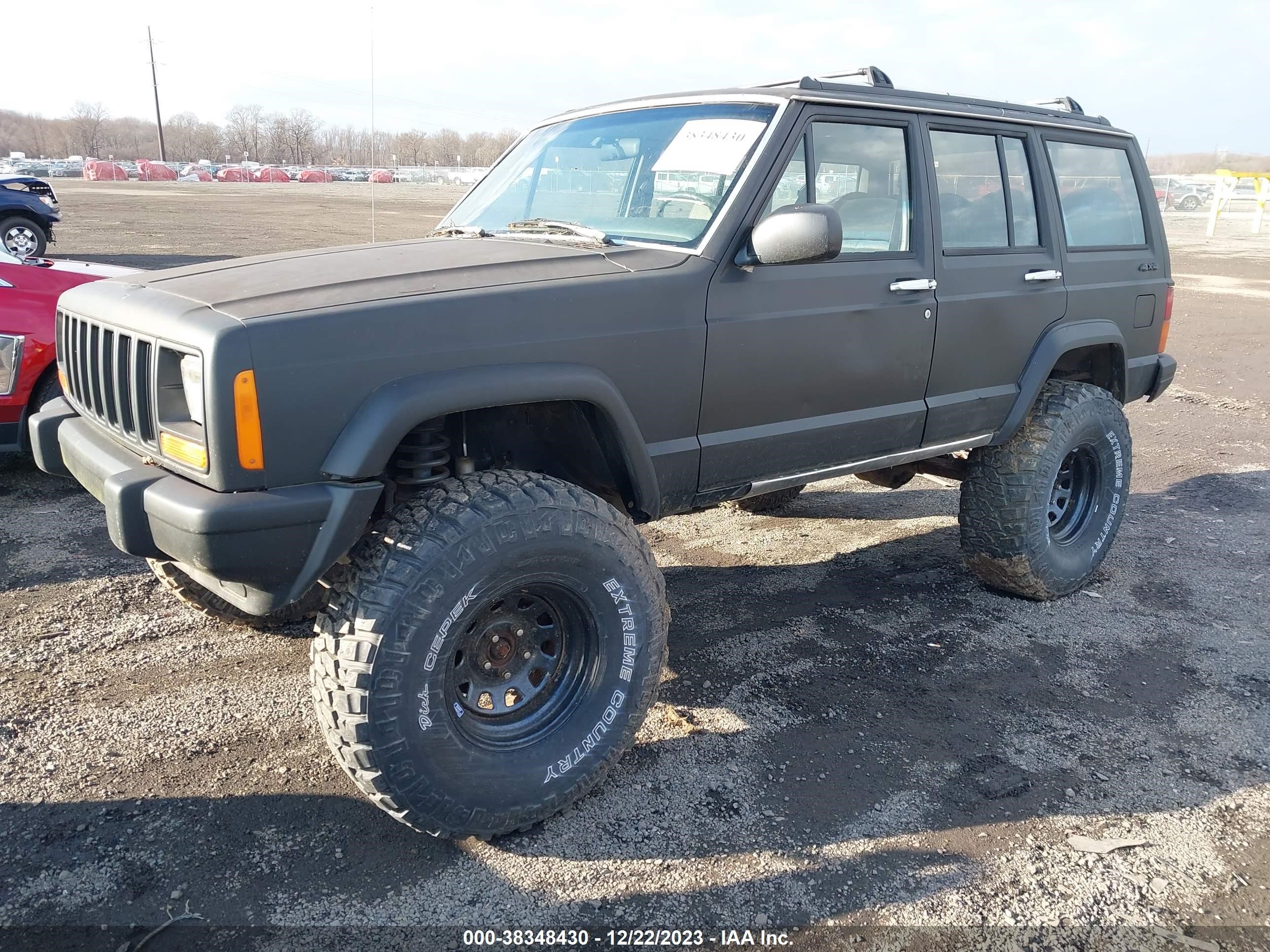 Photo 1 VIN: 1J4FJ5851NL247649 - JEEP CHEROKEE 