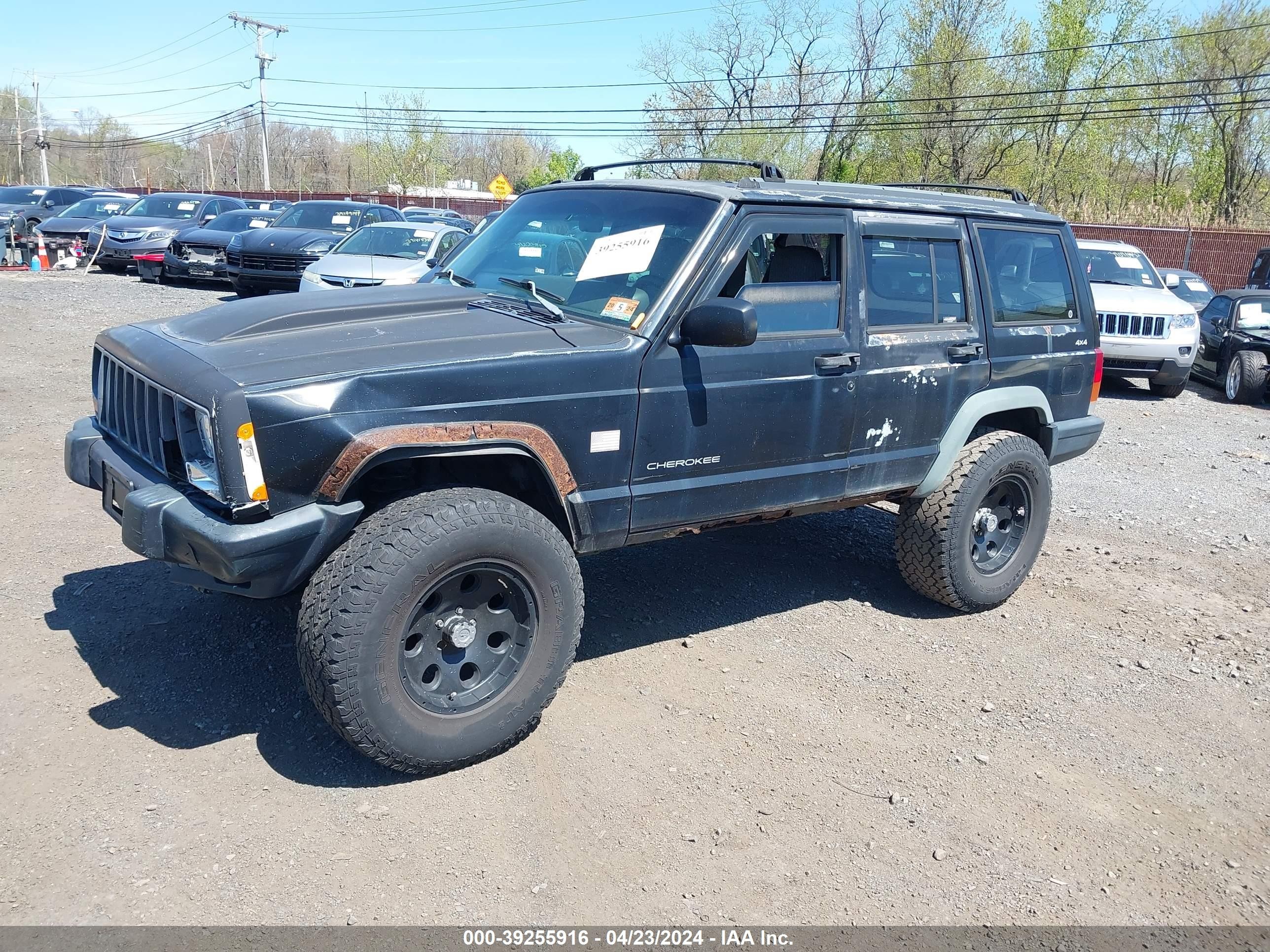 Photo 1 VIN: 1J4FJ68S0WL122388 - JEEP CHEROKEE 