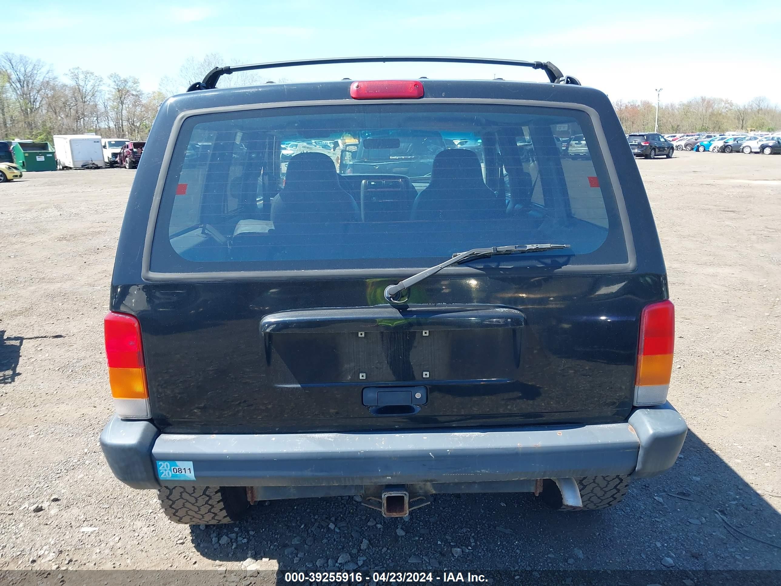 Photo 15 VIN: 1J4FJ68S0WL122388 - JEEP CHEROKEE 