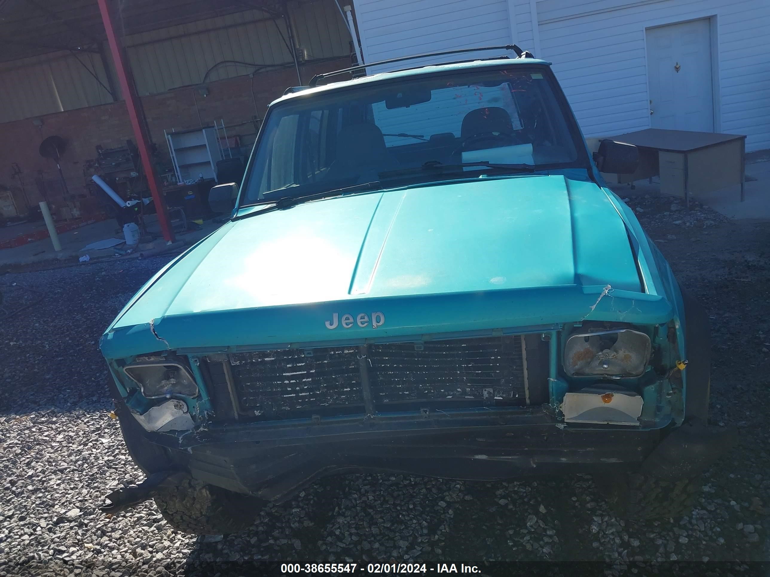 Photo 11 VIN: 1J4FJ68S1TL114831 - JEEP CHEROKEE 