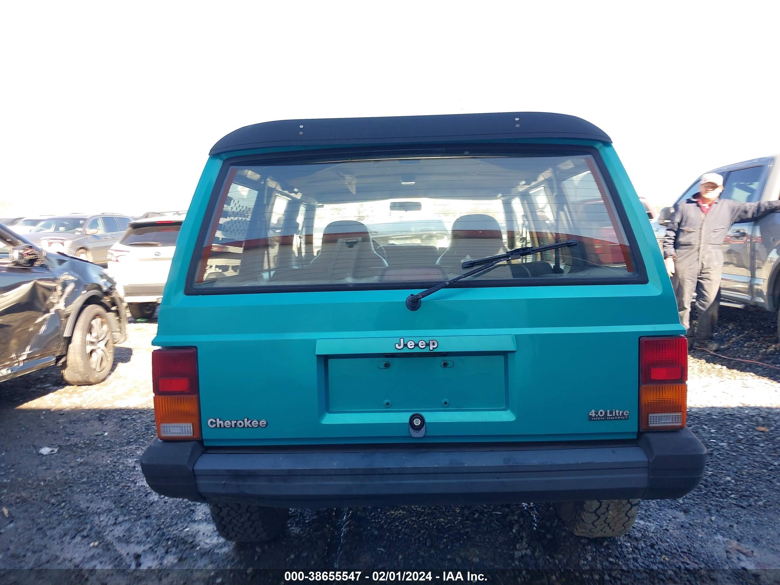 Photo 15 VIN: 1J4FJ68S1TL114831 - JEEP CHEROKEE 