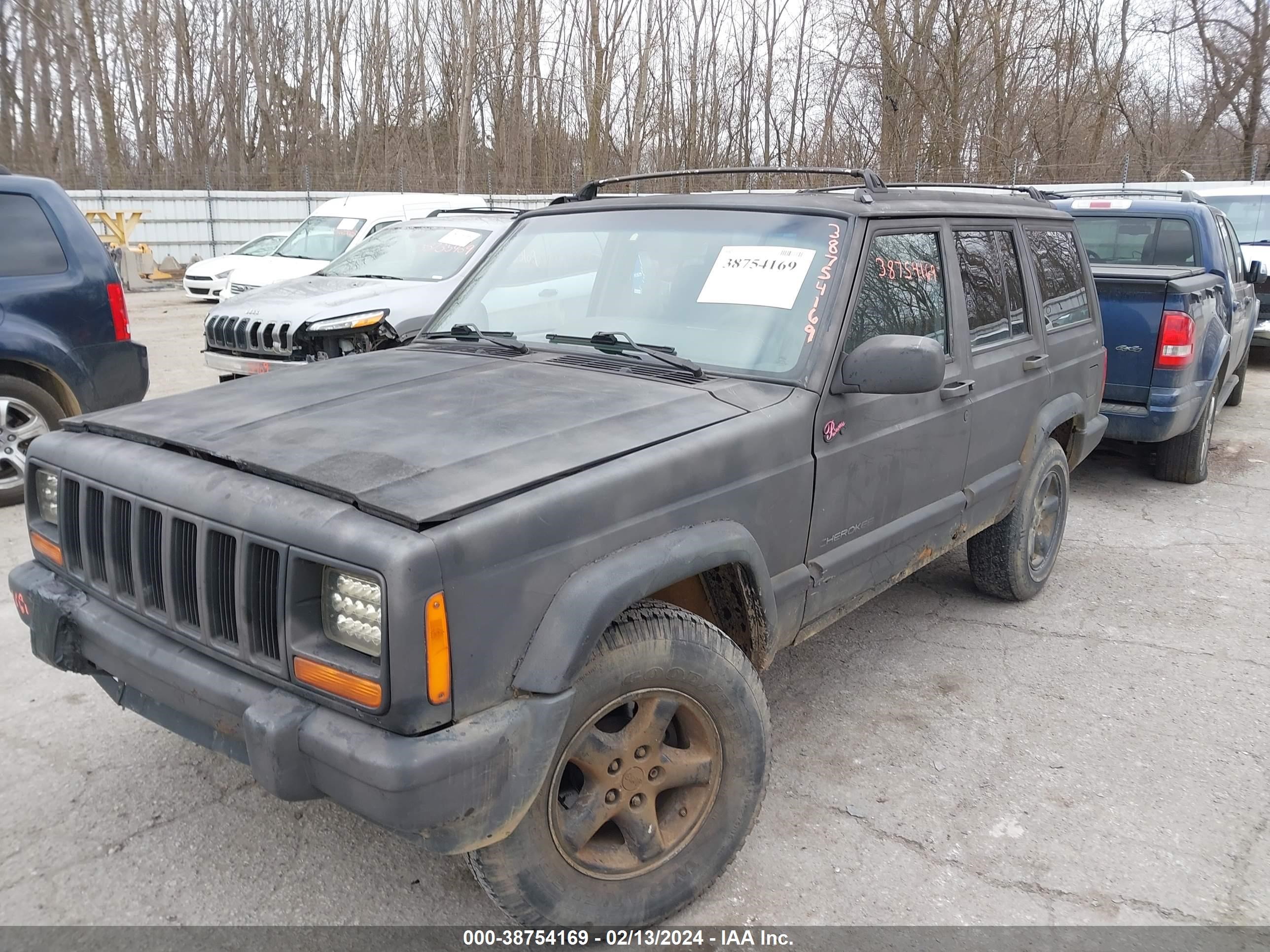 Photo 1 VIN: 1J4FJ68S1VL536214 - JEEP CHEROKEE 