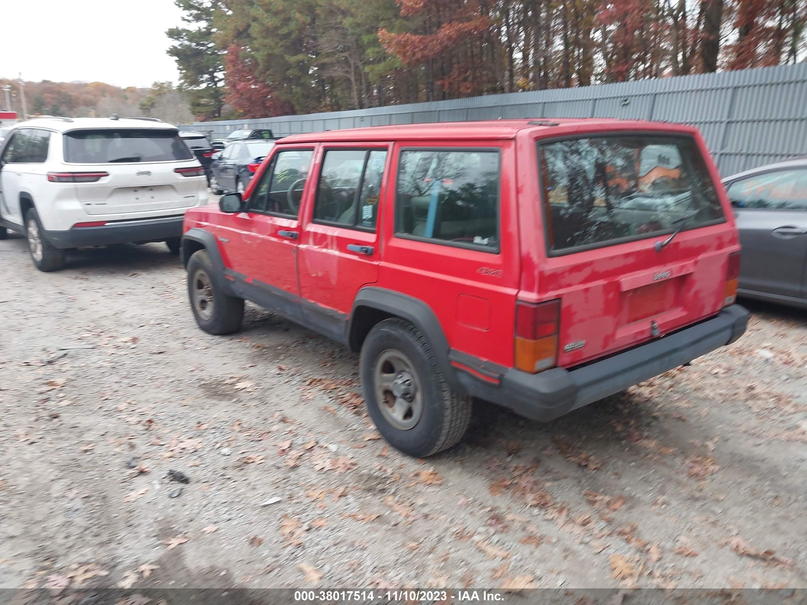 Photo 2 VIN: 1J4FJ68S2TL145585 - JEEP CHEROKEE 