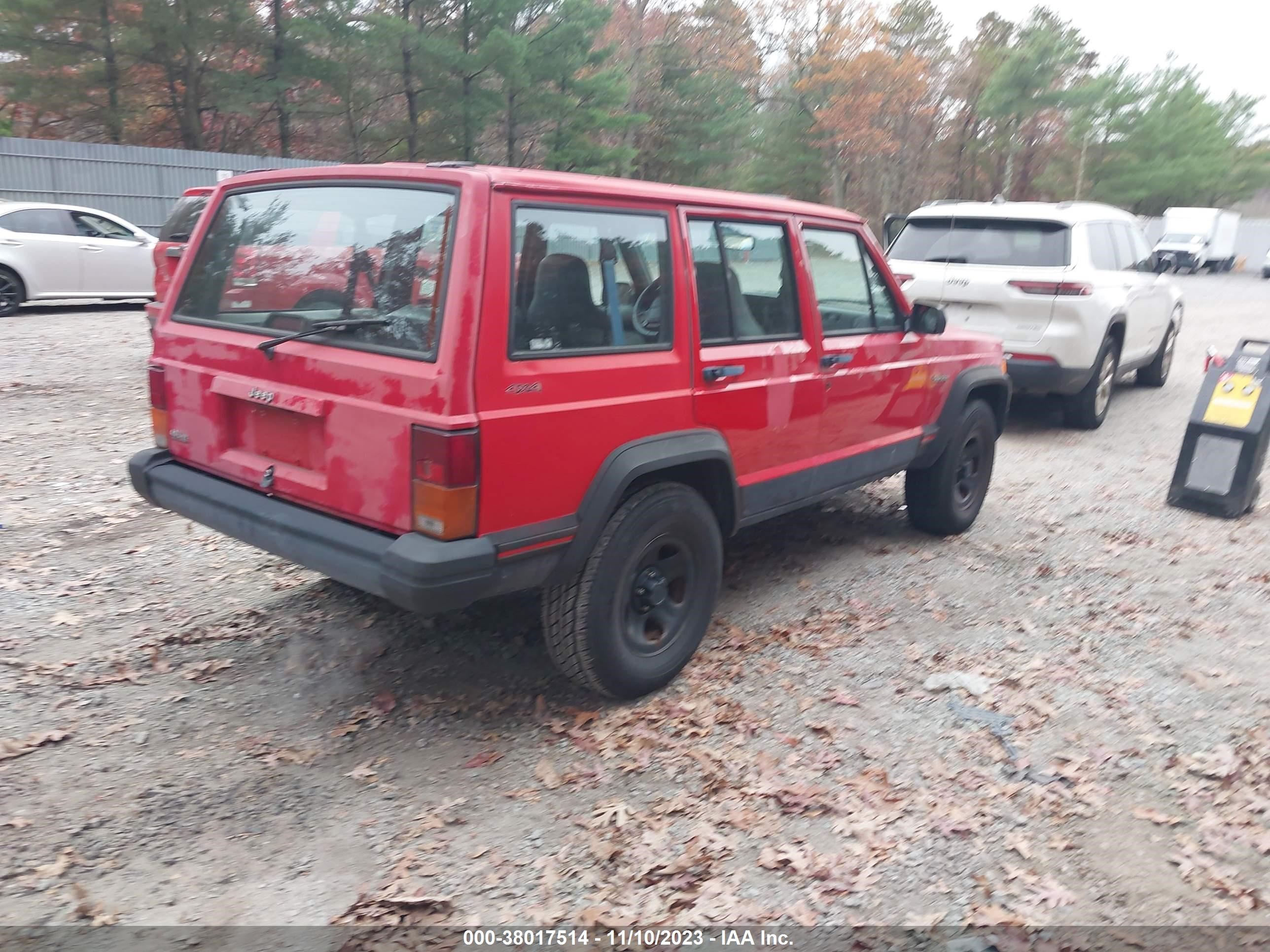 Photo 3 VIN: 1J4FJ68S2TL145585 - JEEP CHEROKEE 