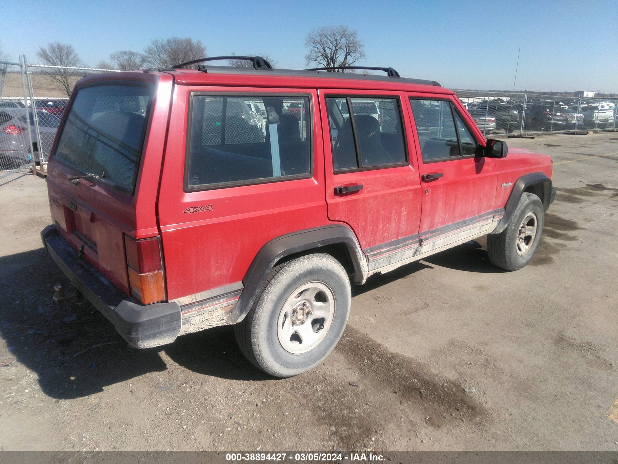 Photo 3 VIN: 1J4FJ68S5TL174546 - JEEP CHEROKEE 