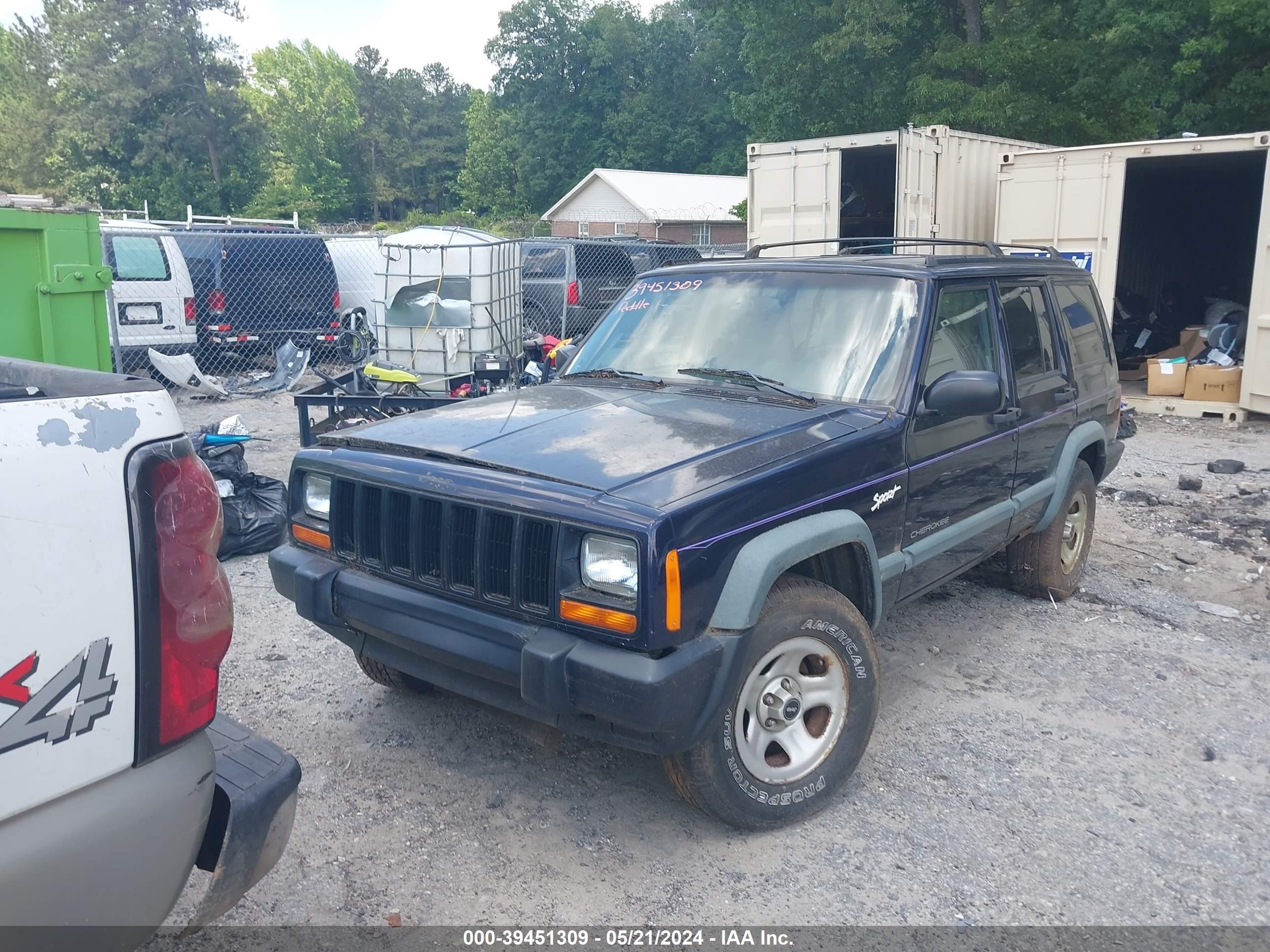 Photo 1 VIN: 1J4FJ68S5WL119342 - JEEP CHEROKEE 