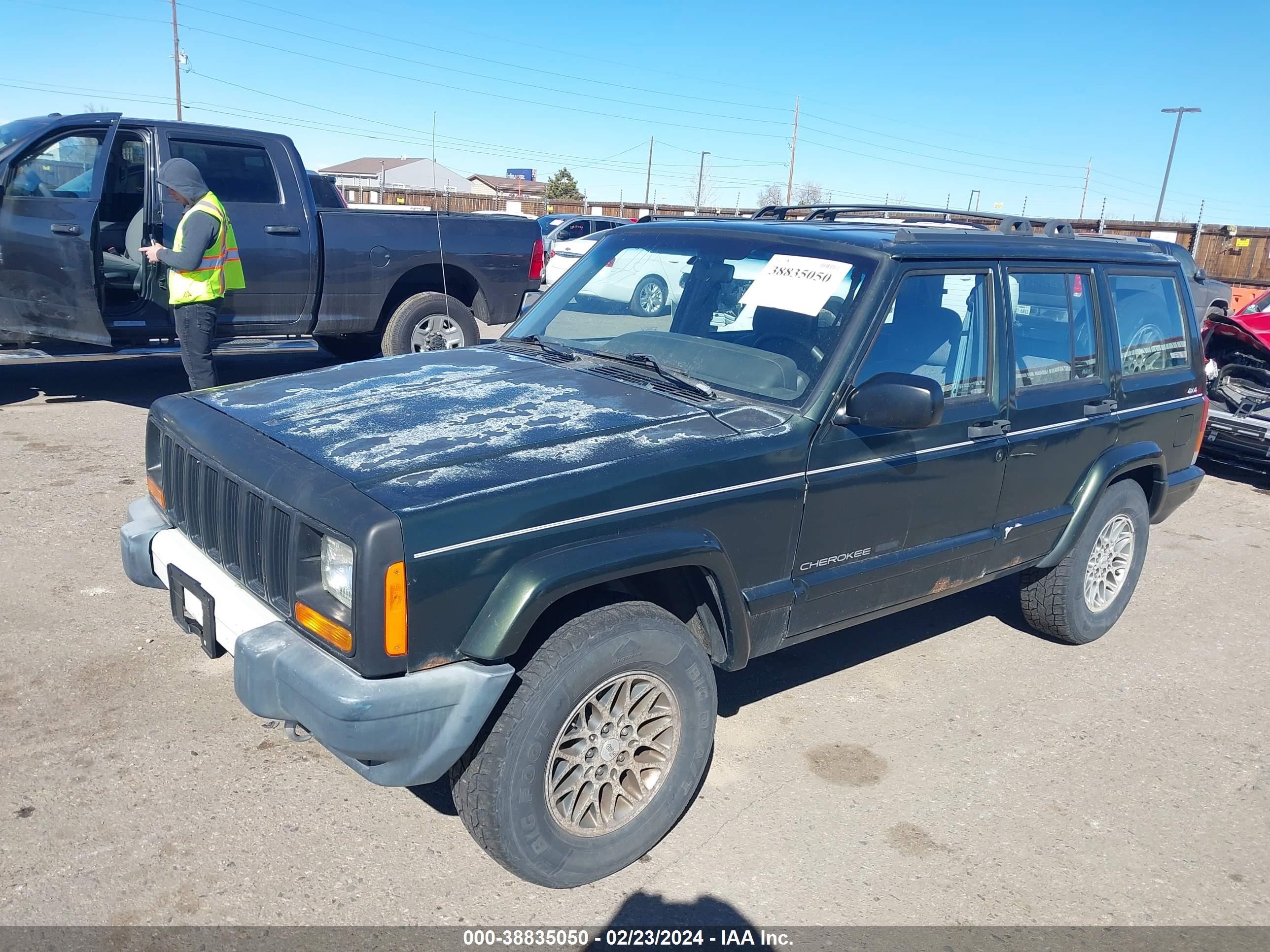 Photo 1 VIN: 1J4FJ78S3VL569480 - JEEP CHEROKEE 