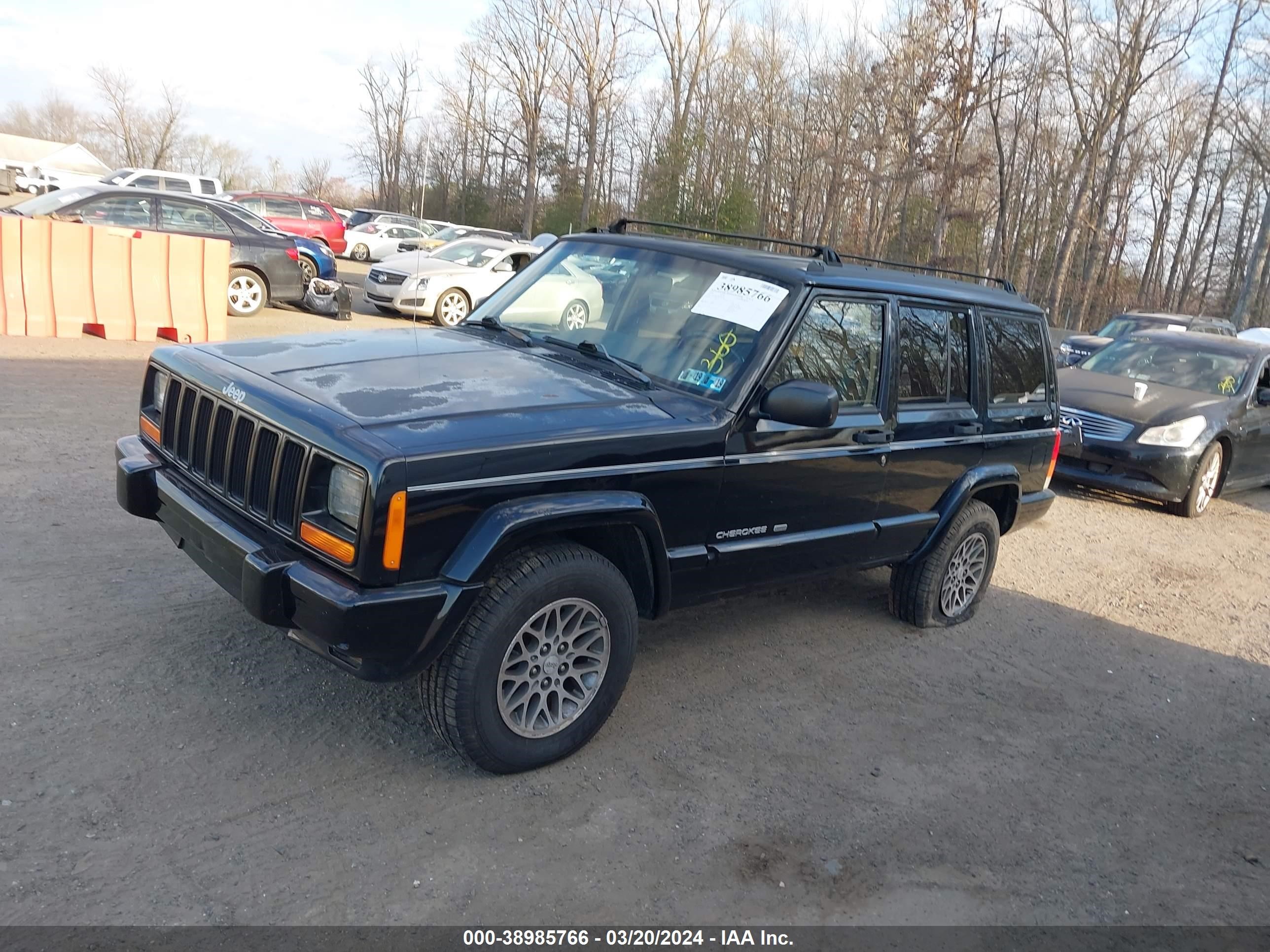 Photo 1 VIN: 1J4FJ78S3WL284568 - JEEP CHEROKEE 